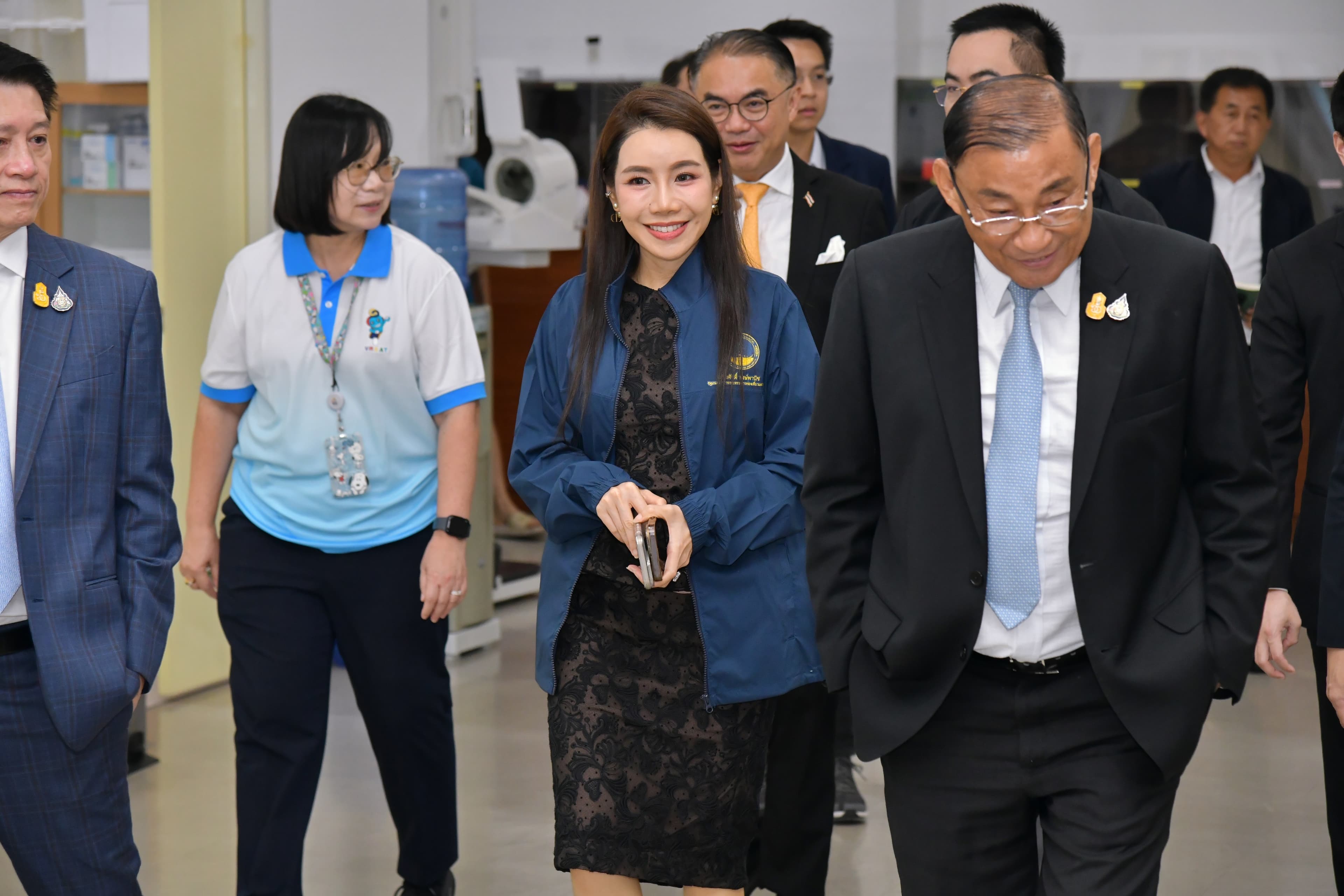 รูปภาพแกลเลอรี