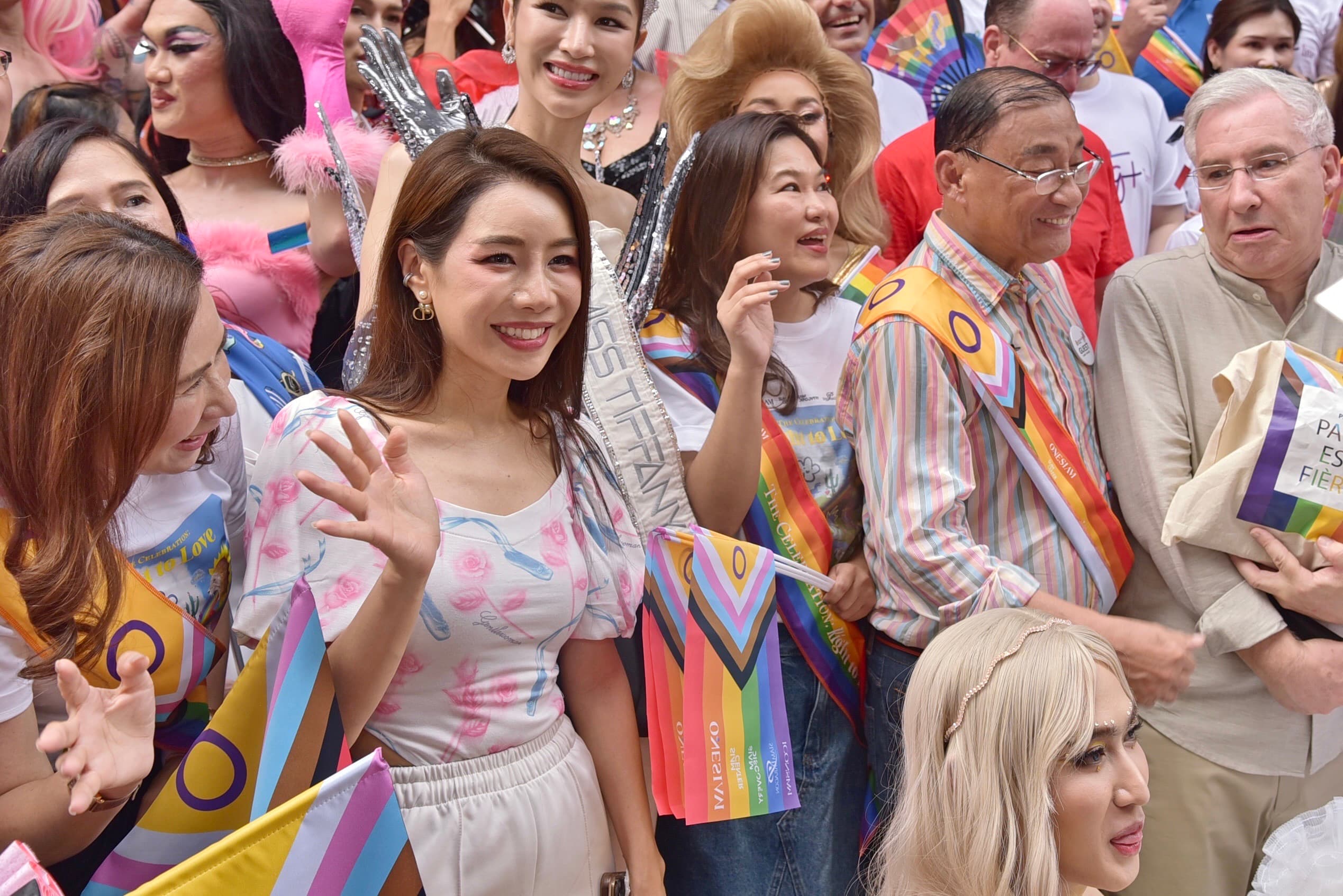 รูปภาพแกลเลอรี