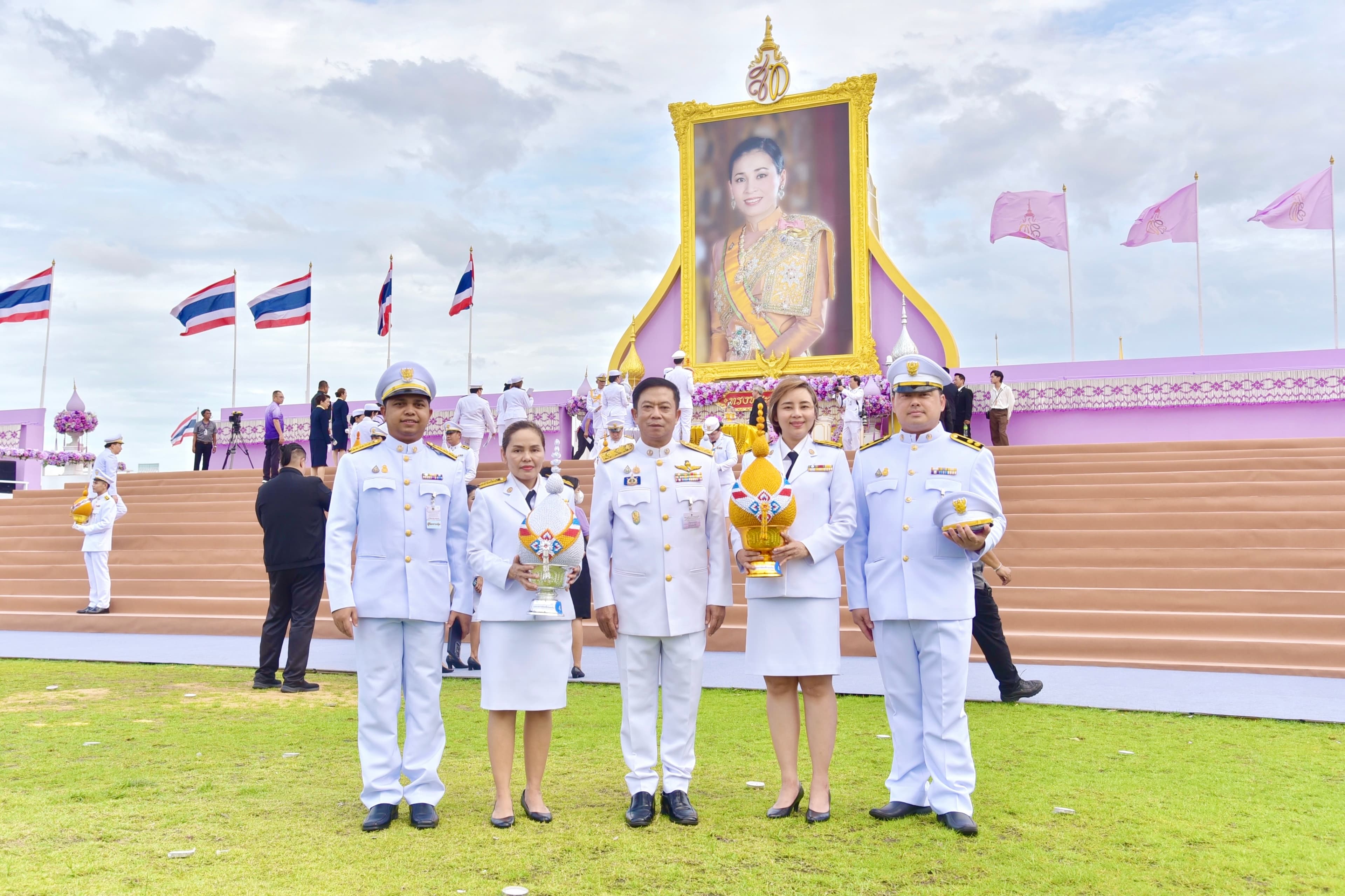 รูปภาพแกลเลอรี