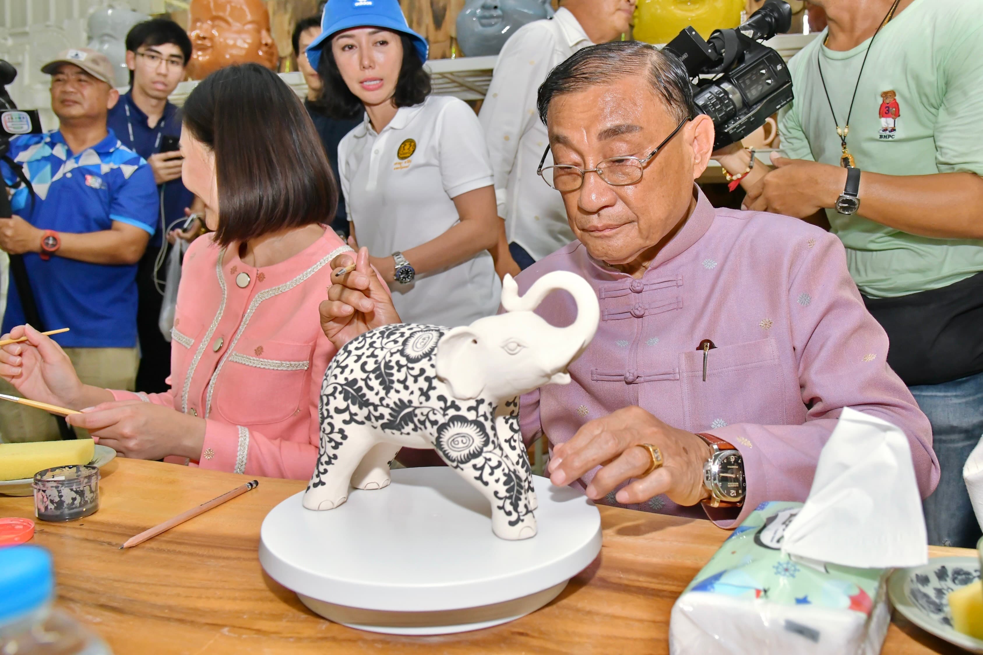 รูปภาพแกลเลอรี