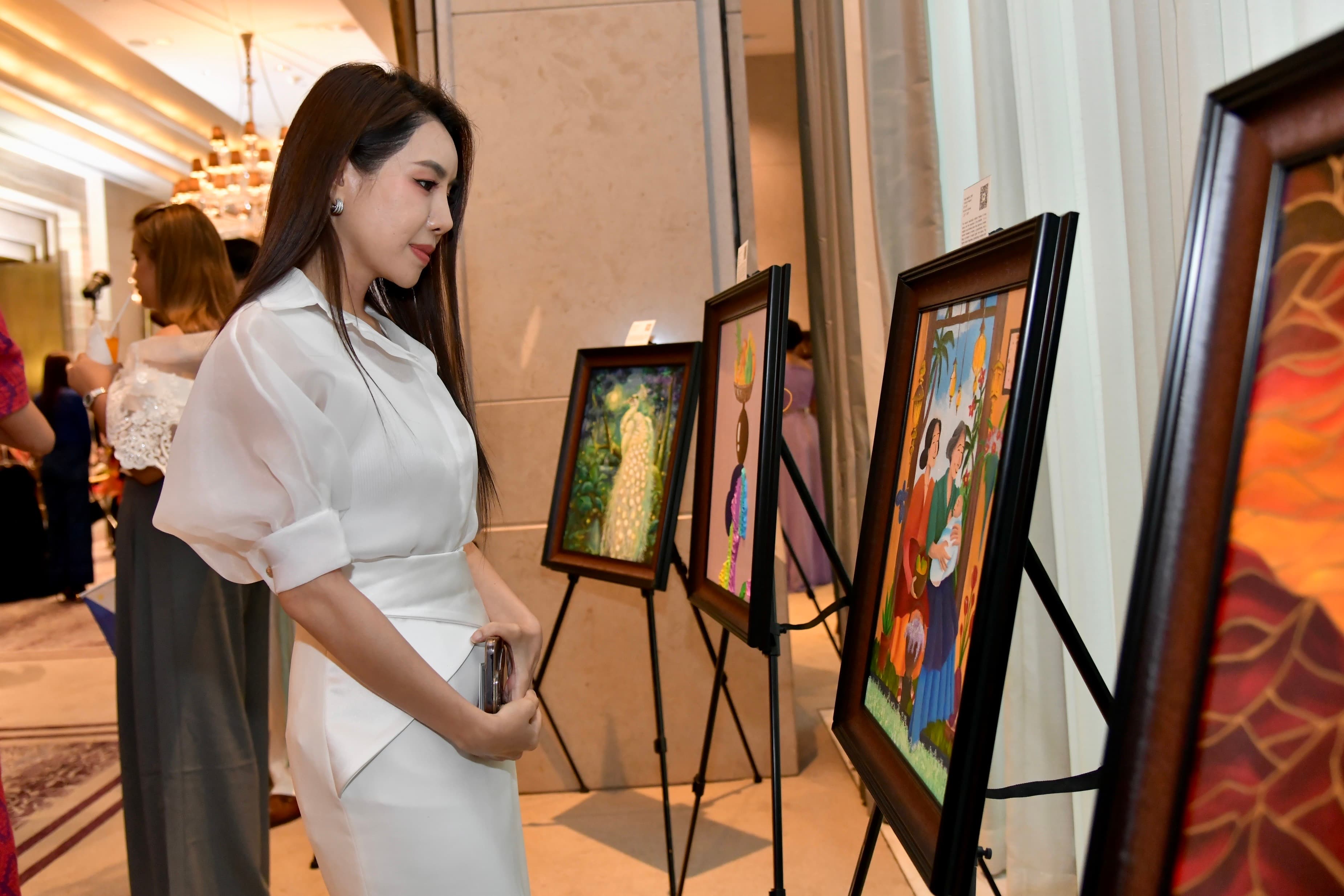 รูปภาพแกลเลอรี