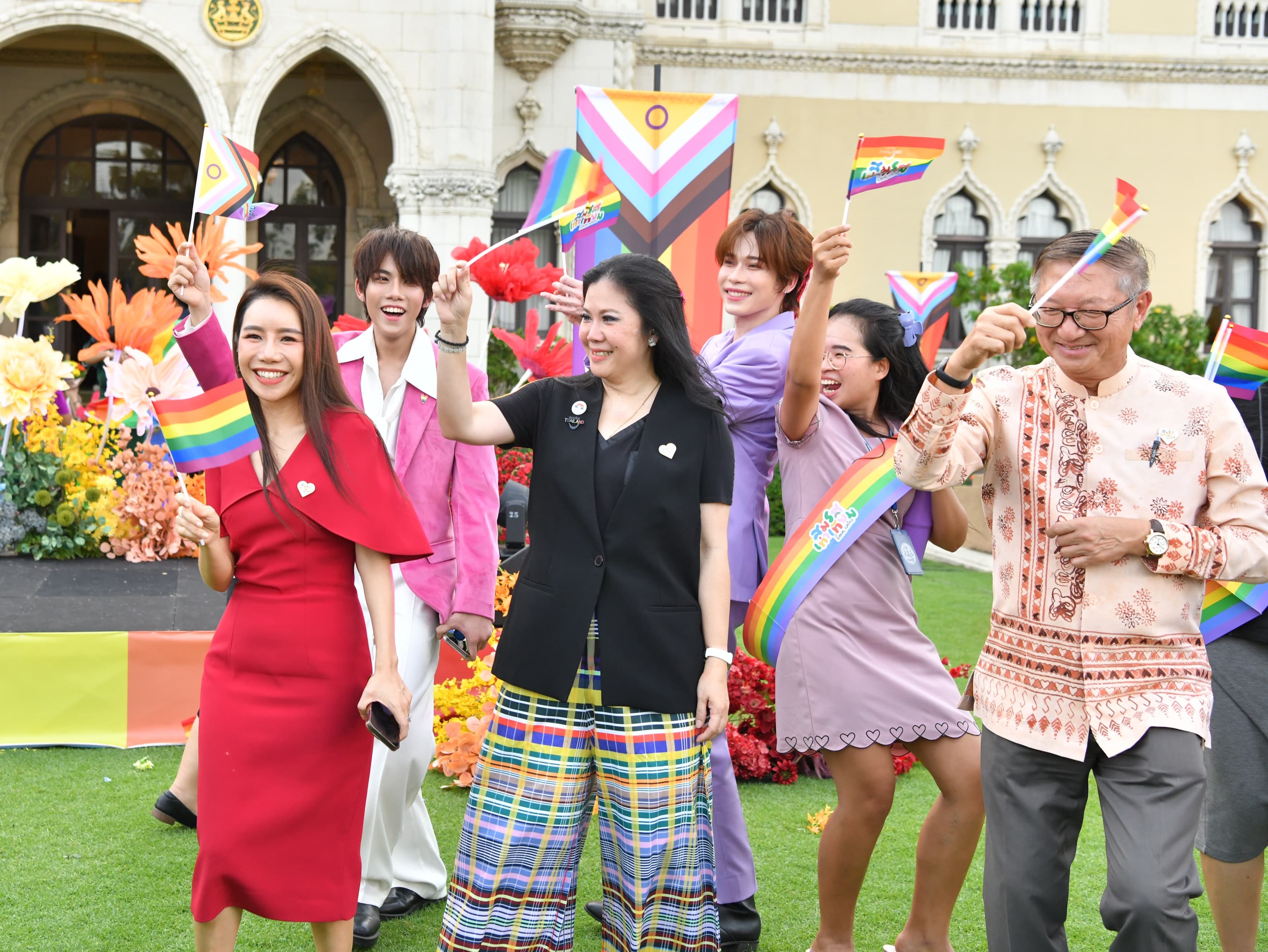 รูปภาพแกลเลอรี