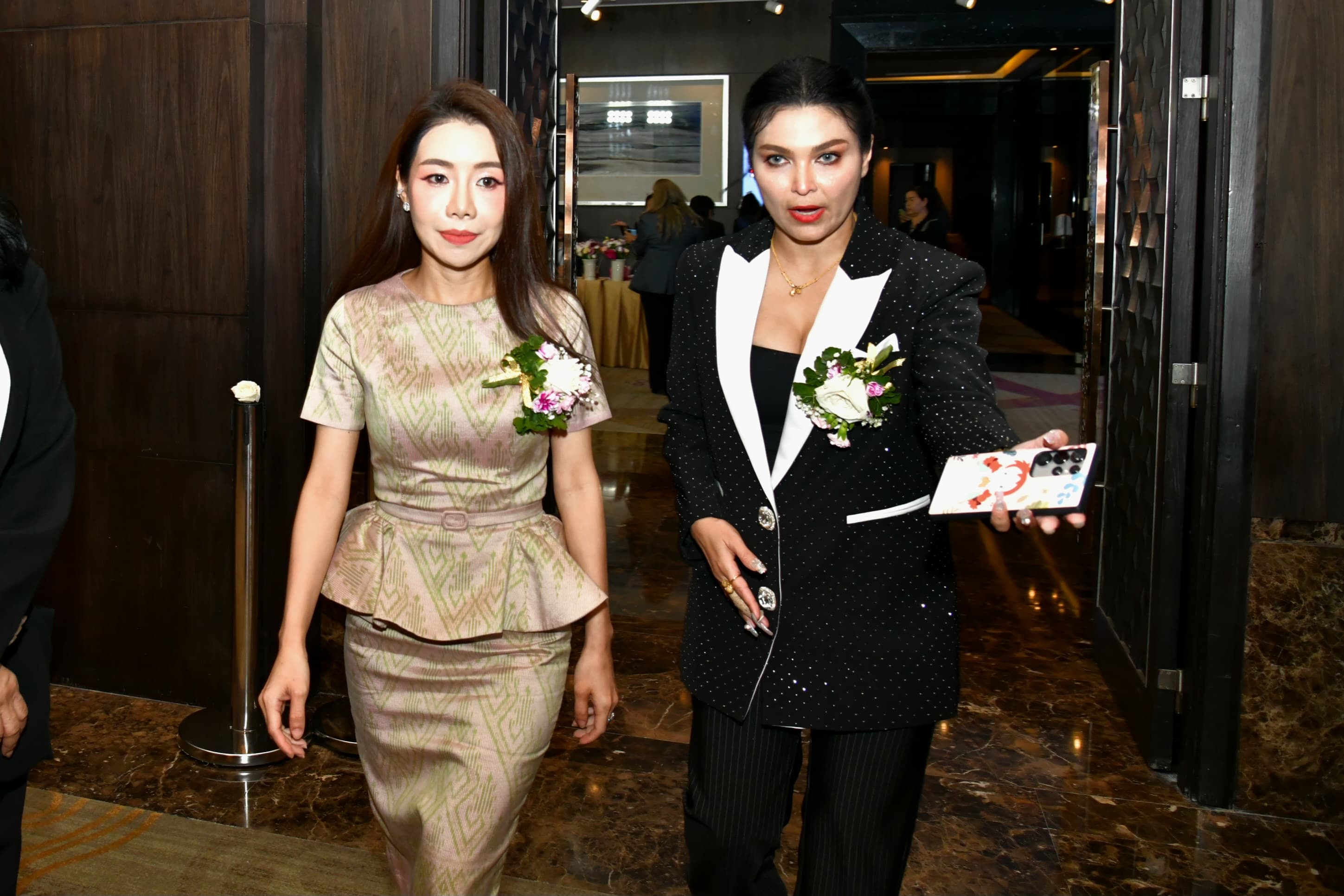 รูปภาพแกลเลอรี