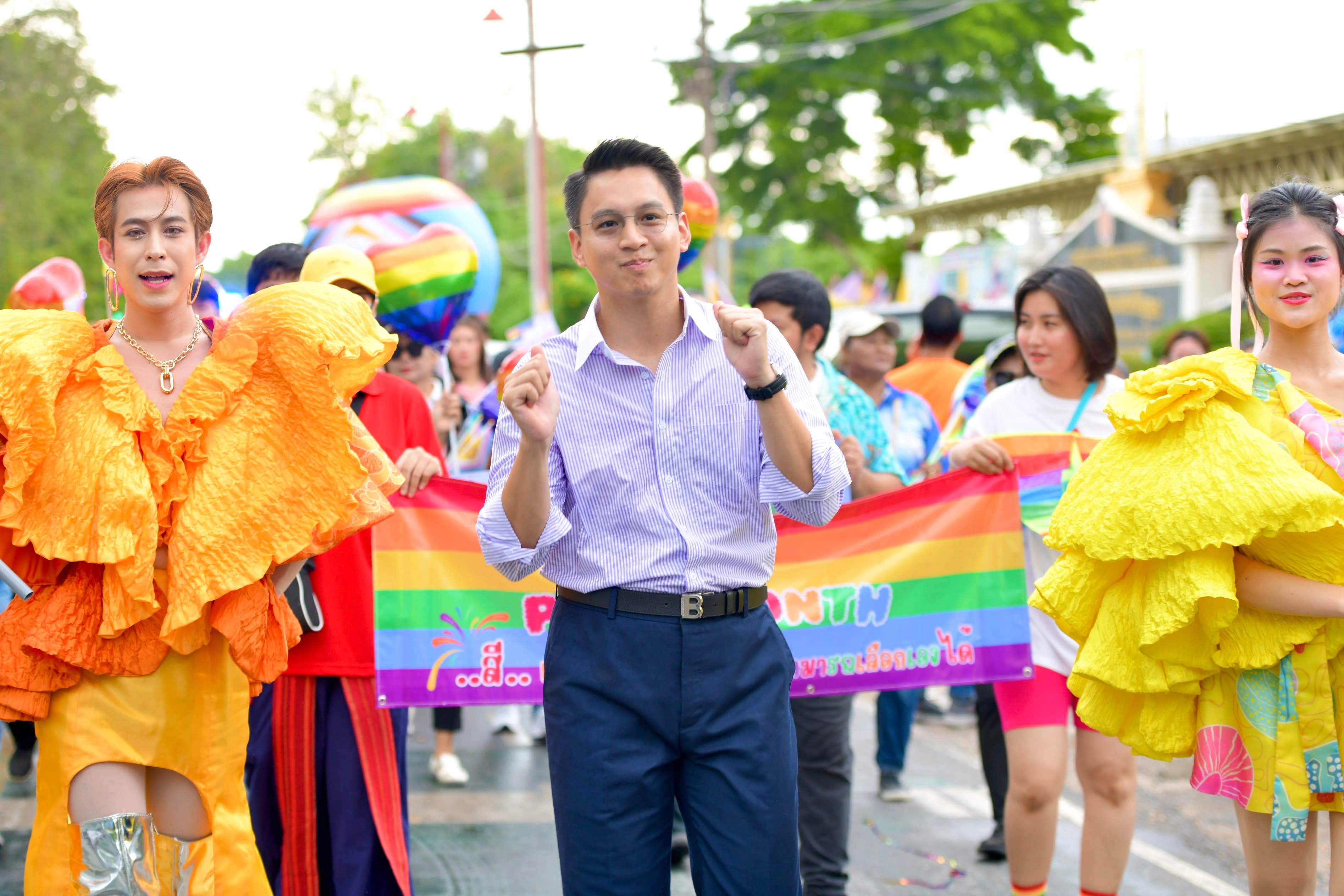 รูปภาพแกลเลอรี
