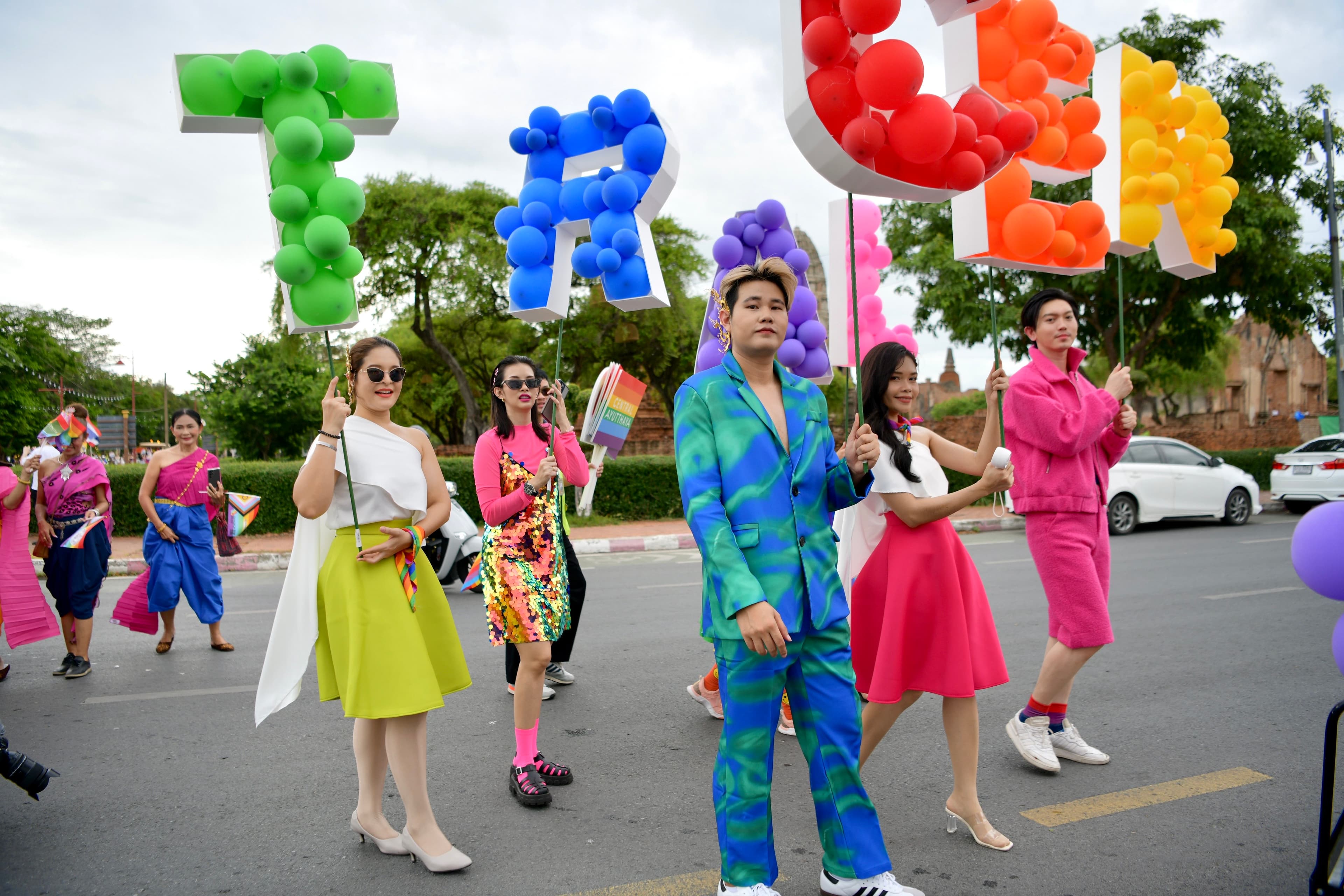 รูปภาพแกลเลอรี