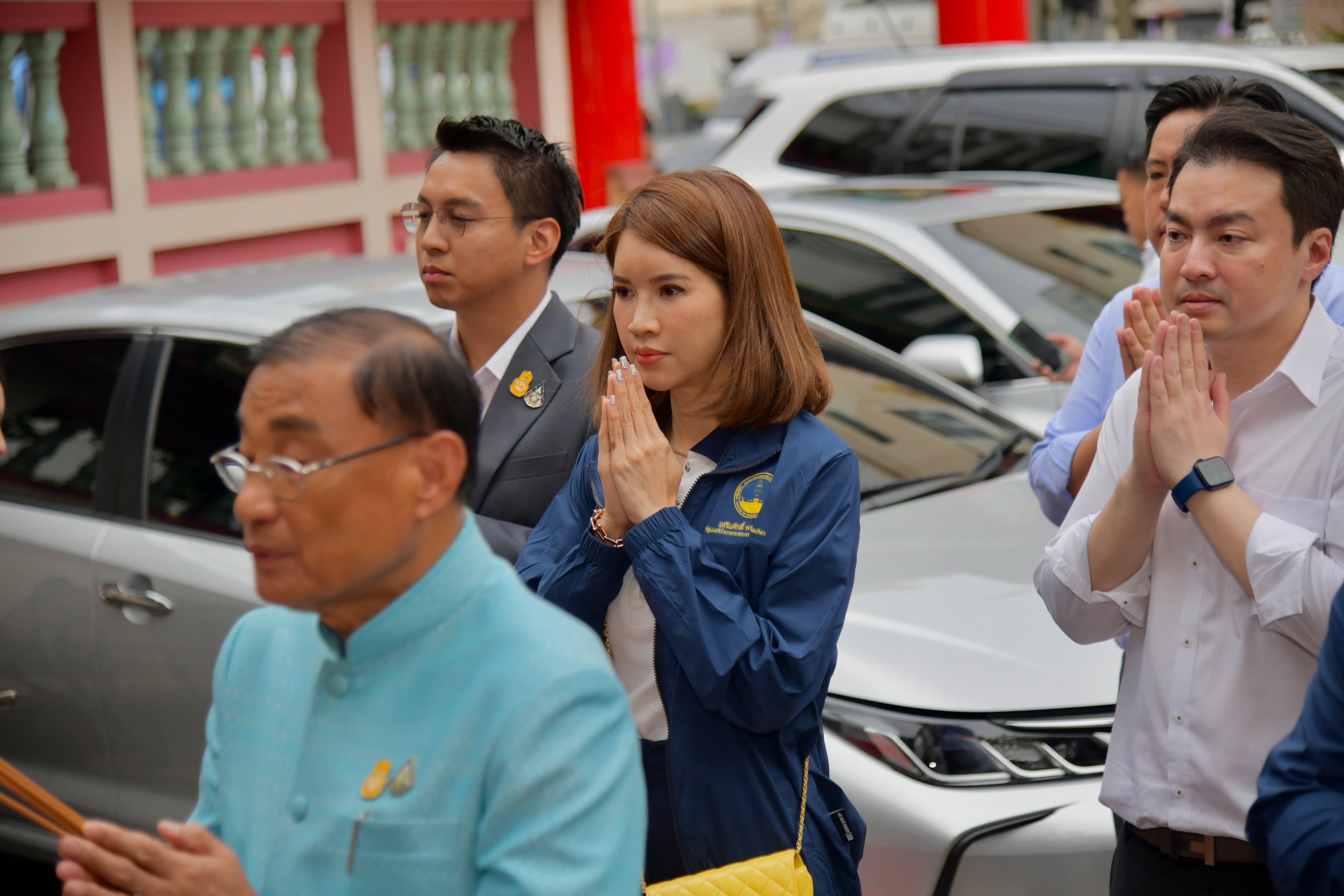 รูปภาพแกลเลอรี