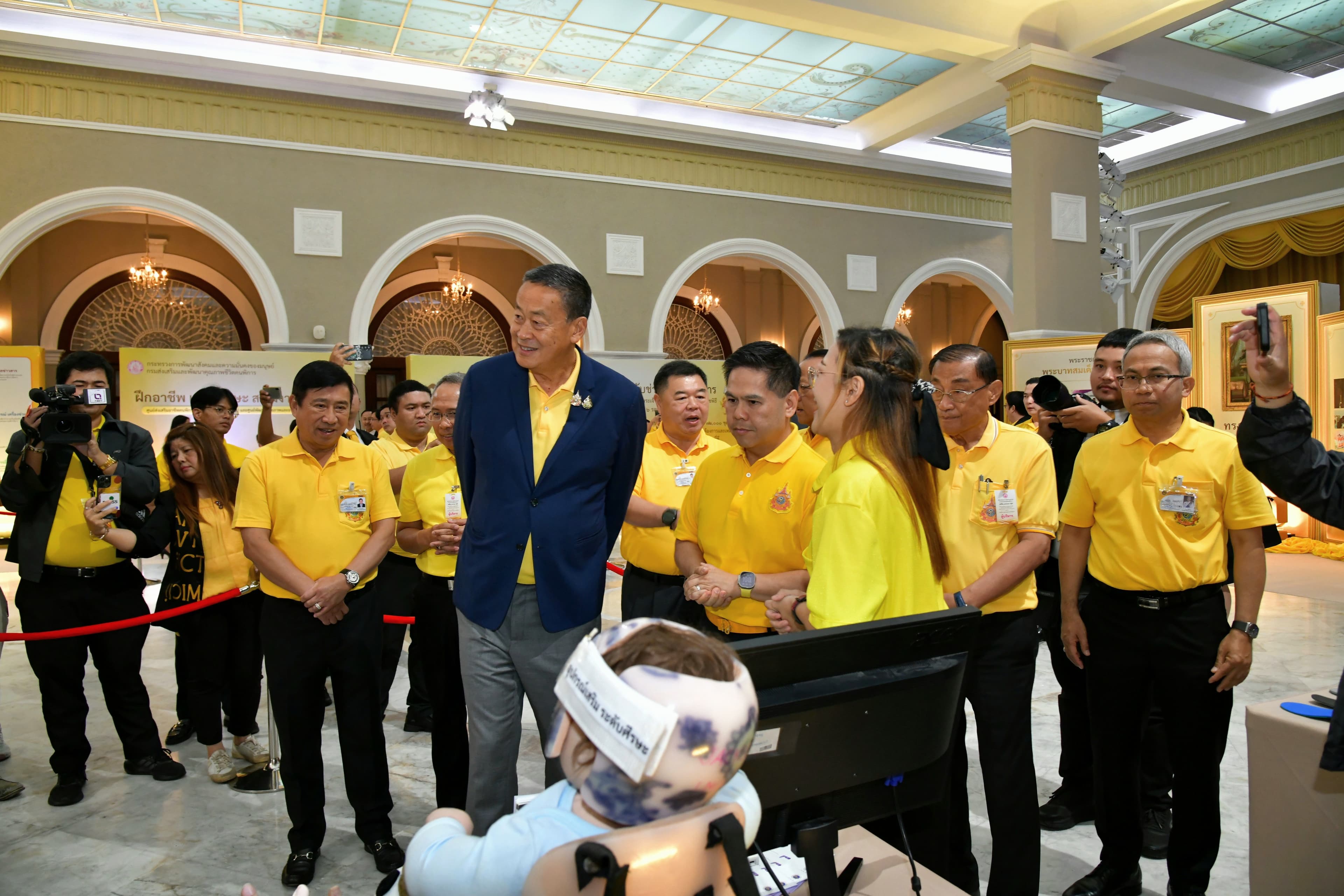 รูปภาพแกลเลอรี