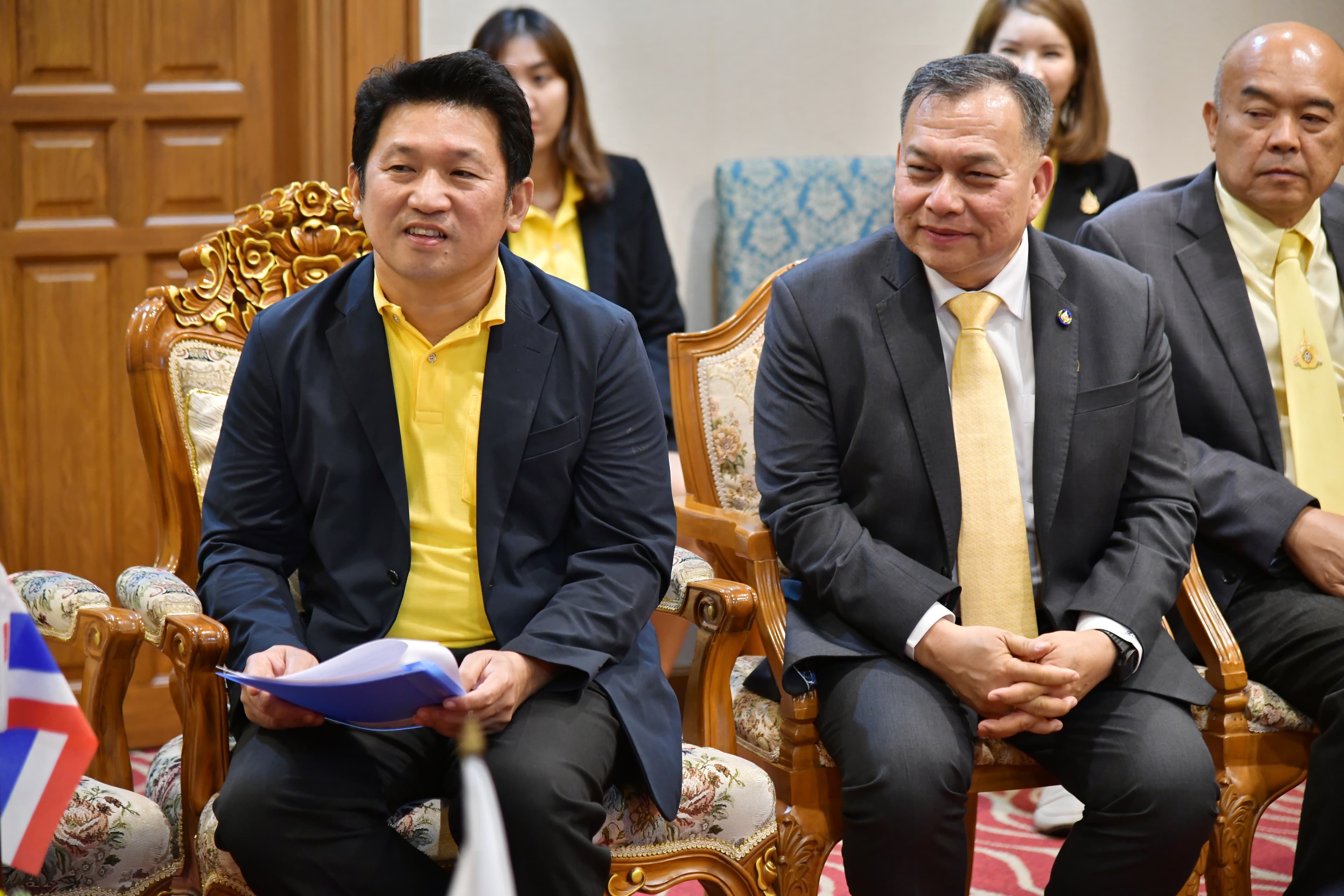 รูปภาพแกลเลอรี