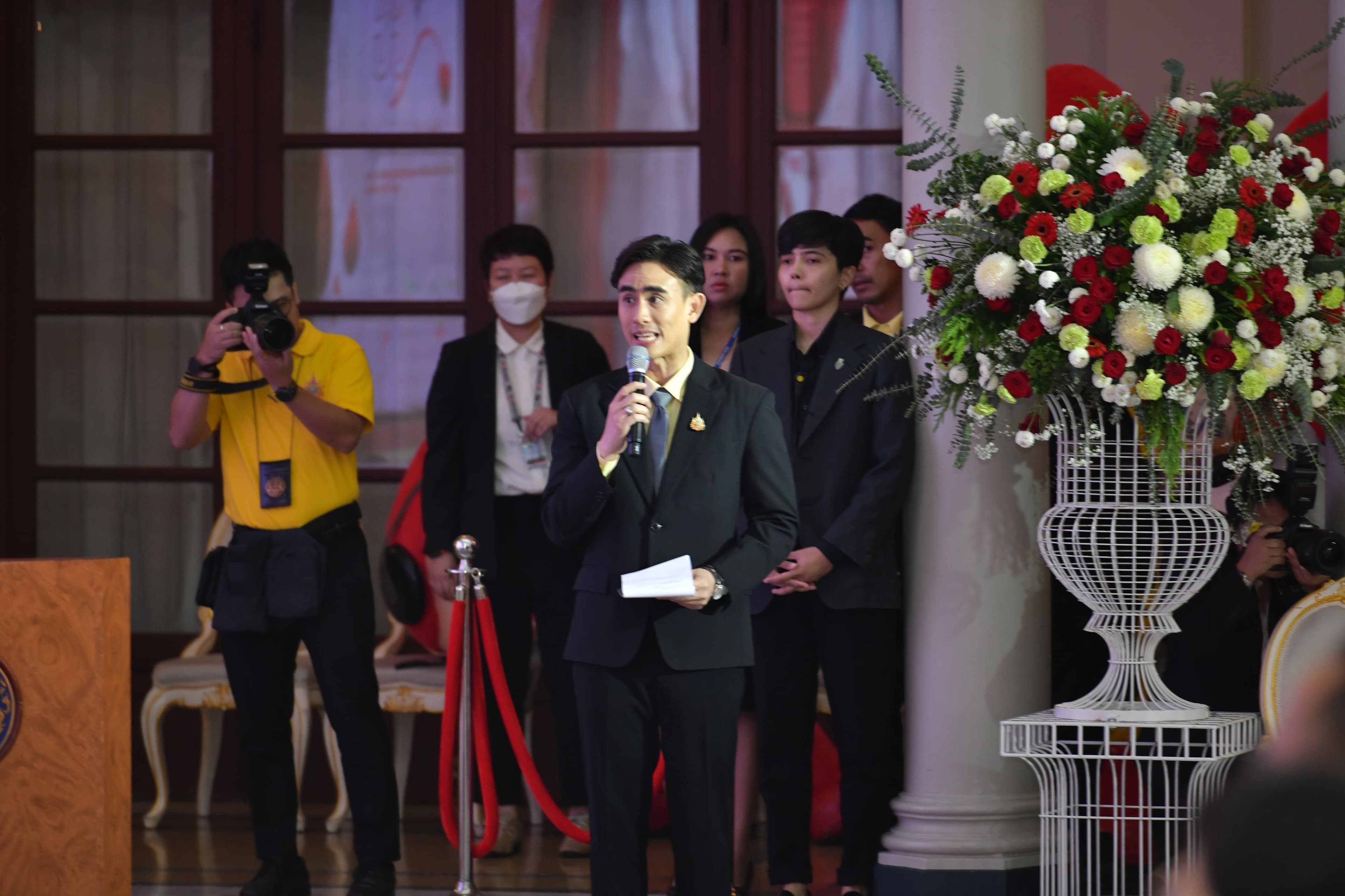 รูปภาพแกลเลอรี