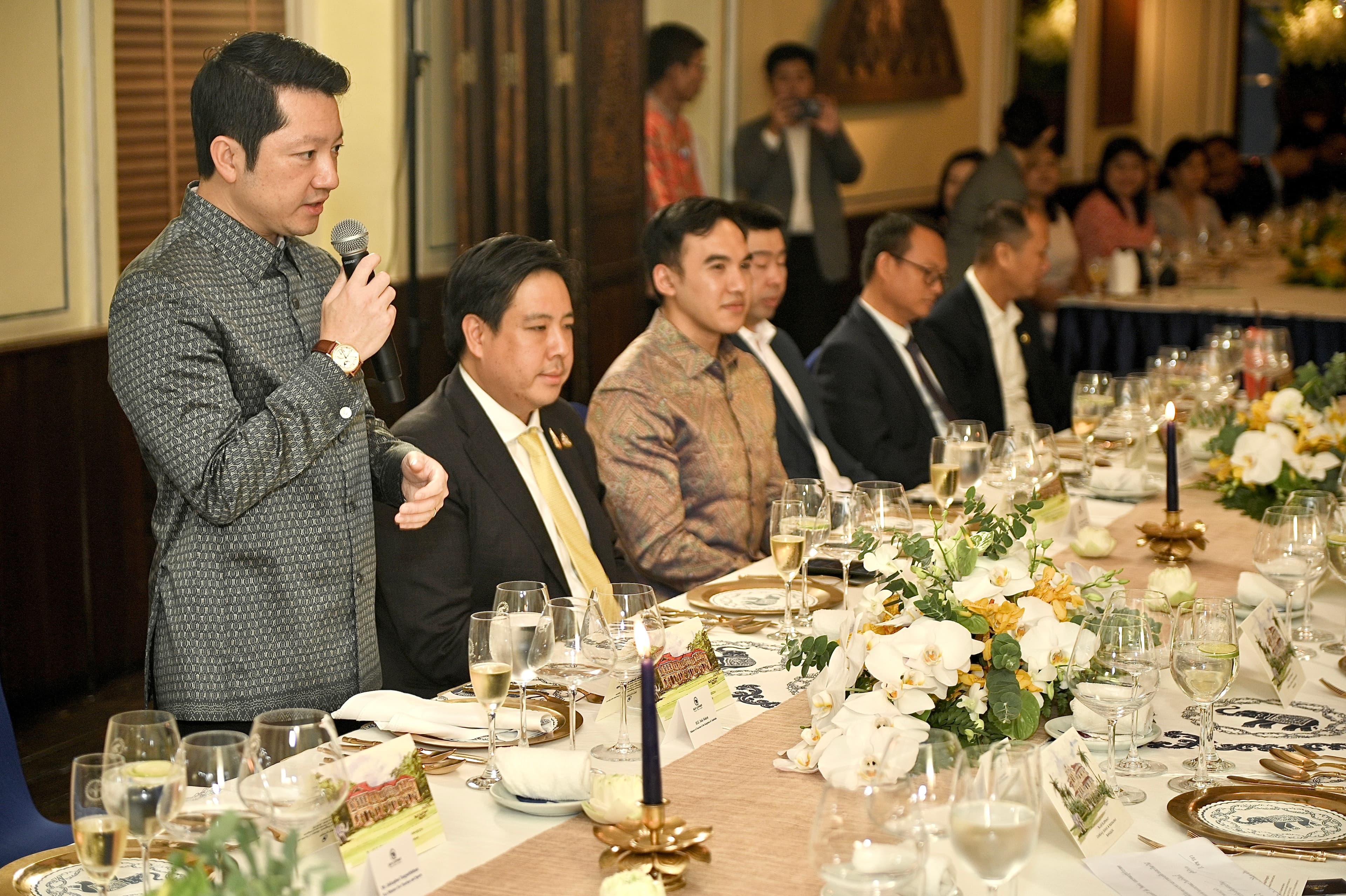 รูปภาพแกลเลอรี