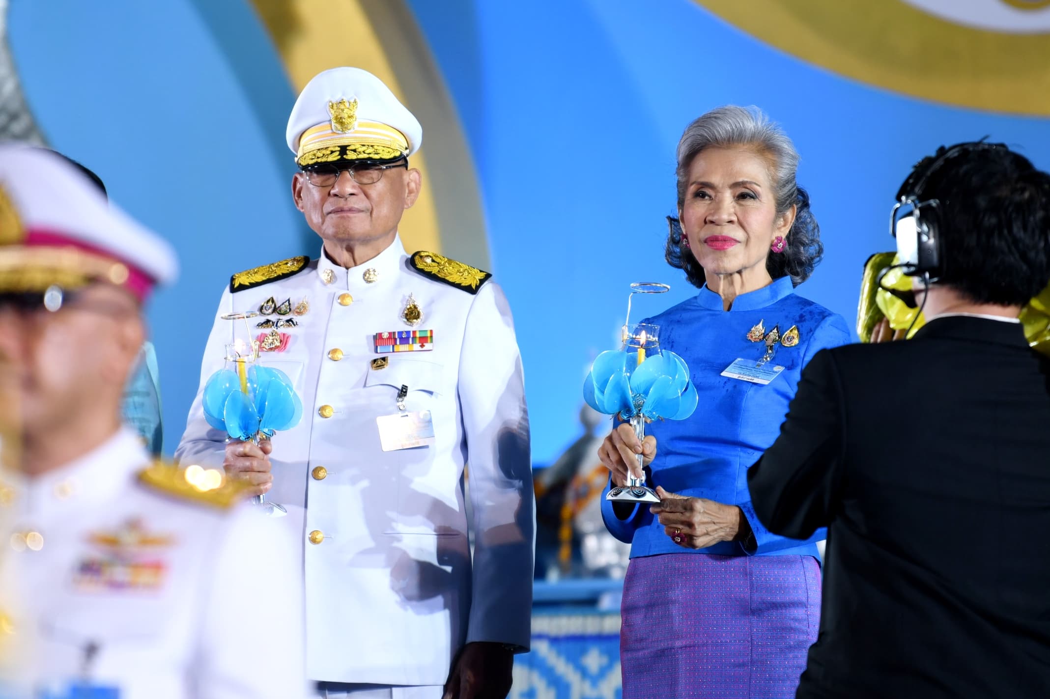 รัฐมนตรีว่าการกระทรวงการท่องเที่ยวและกีฬา ร่วมพิธีจุดเทียนถวายพระพรชัยมงคล เนื่องในโอกาสมหามงคลเฉลิมพระชนมพรรษา 12 สิงหาคม 2567