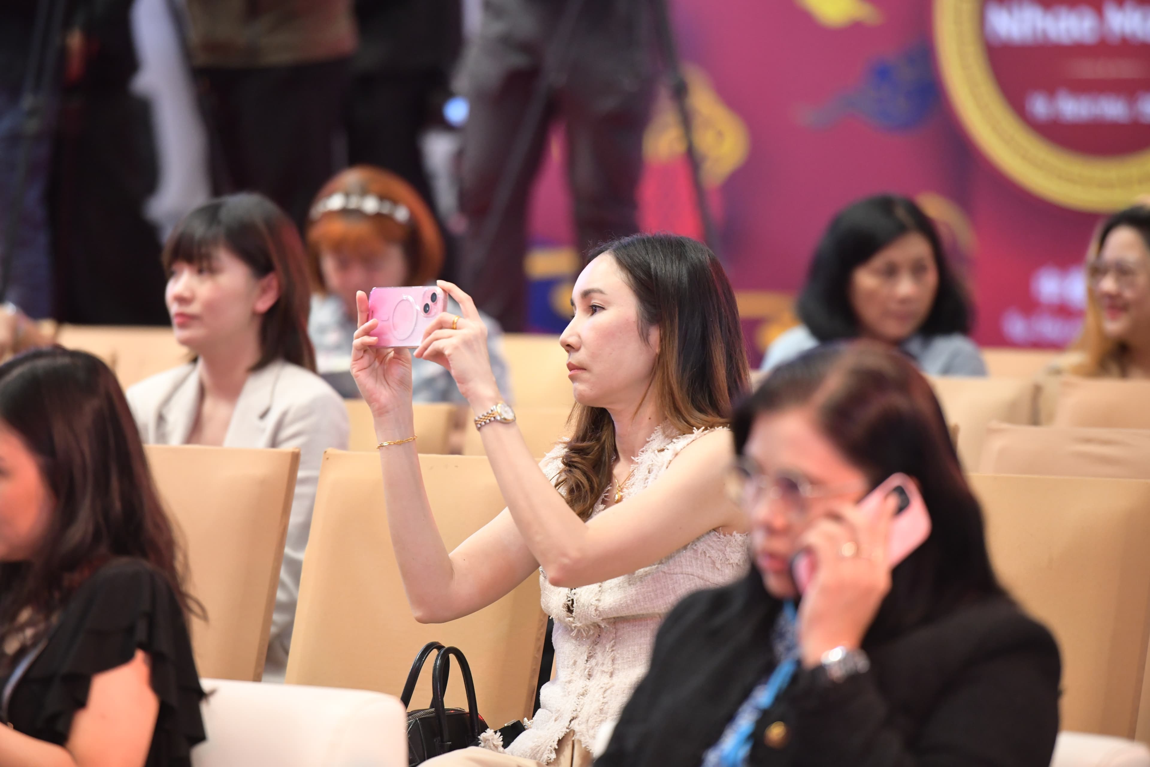 รูปภาพแกลเลอรี
