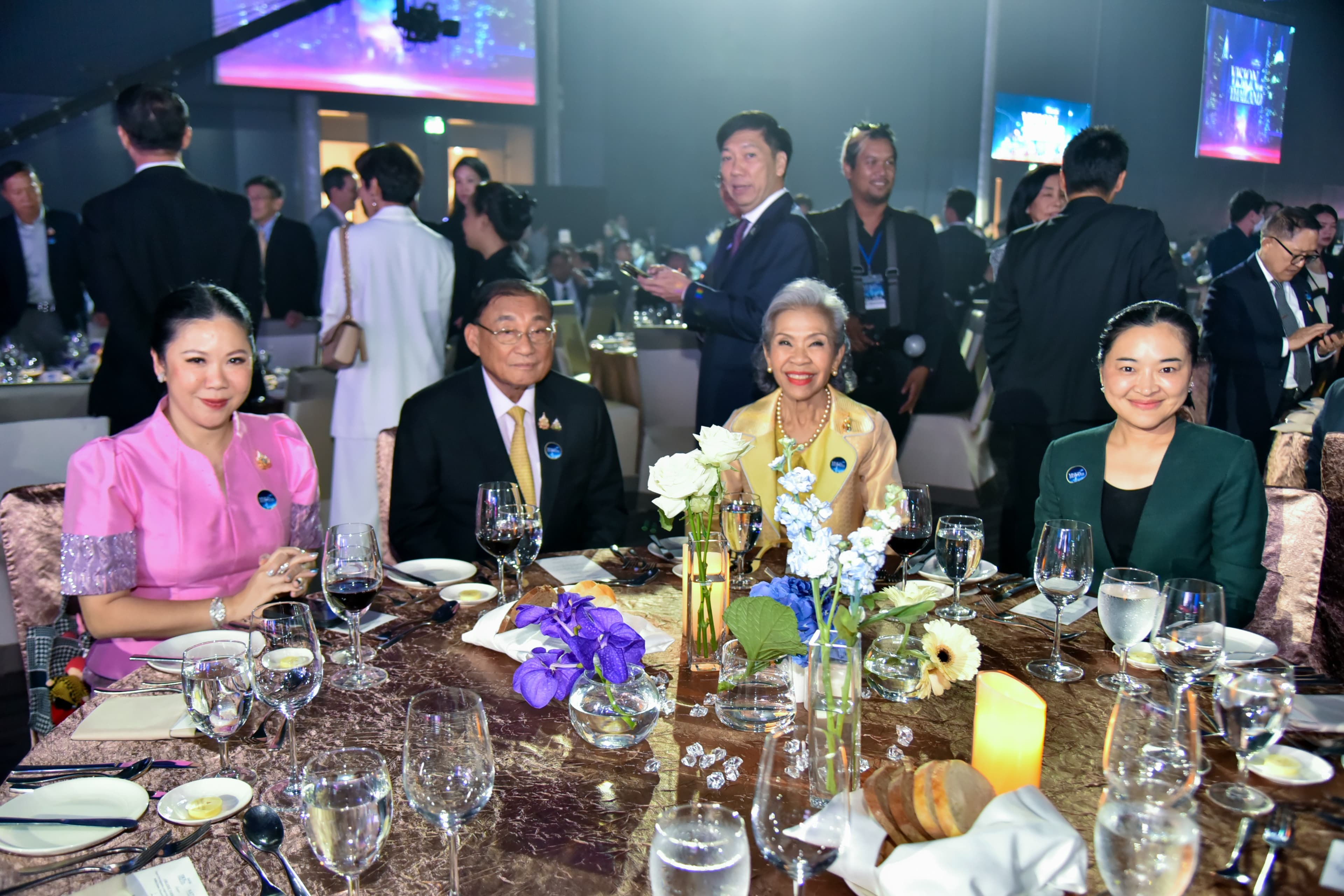 รูปภาพแกลเลอรี