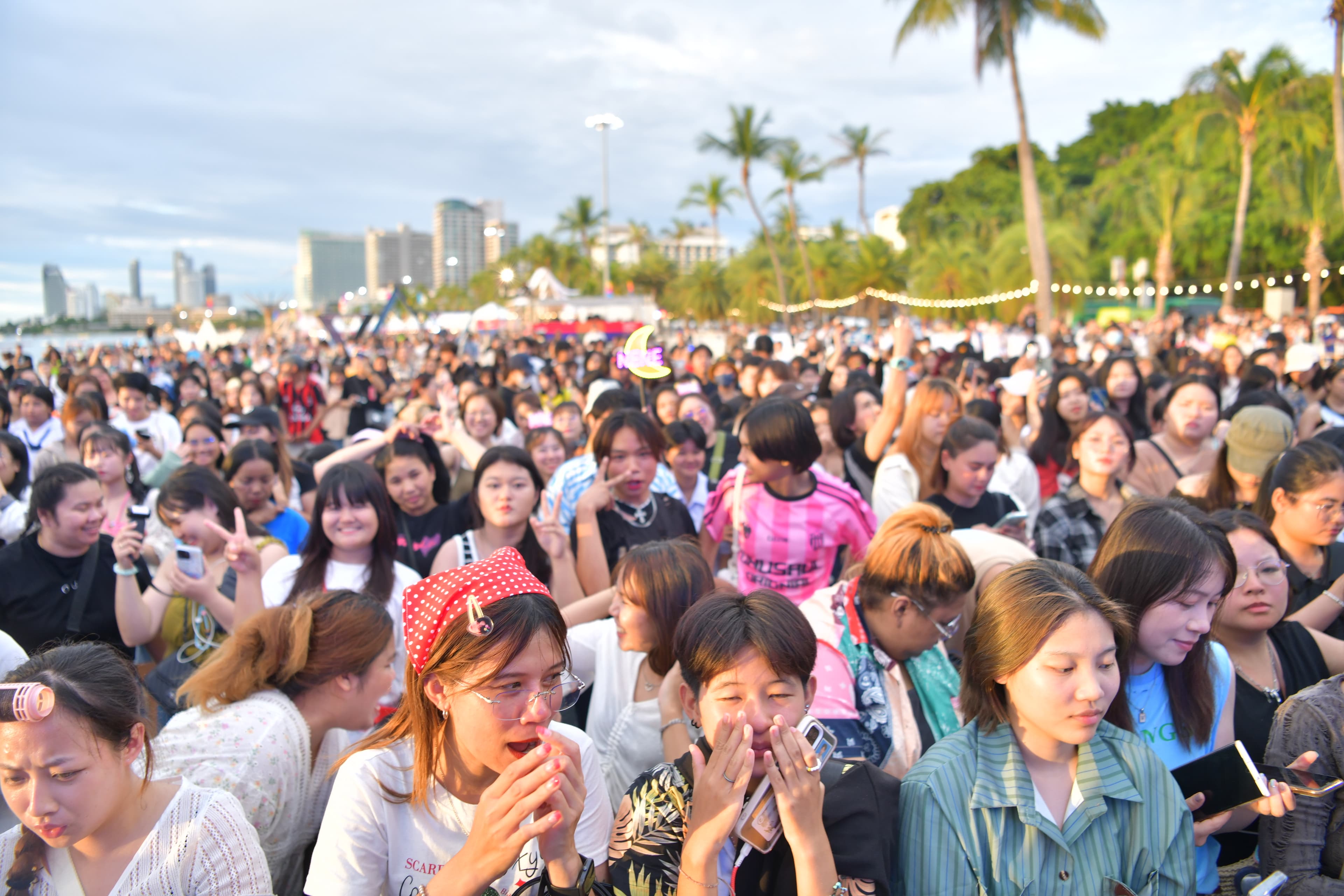 รูปภาพแกลเลอรี