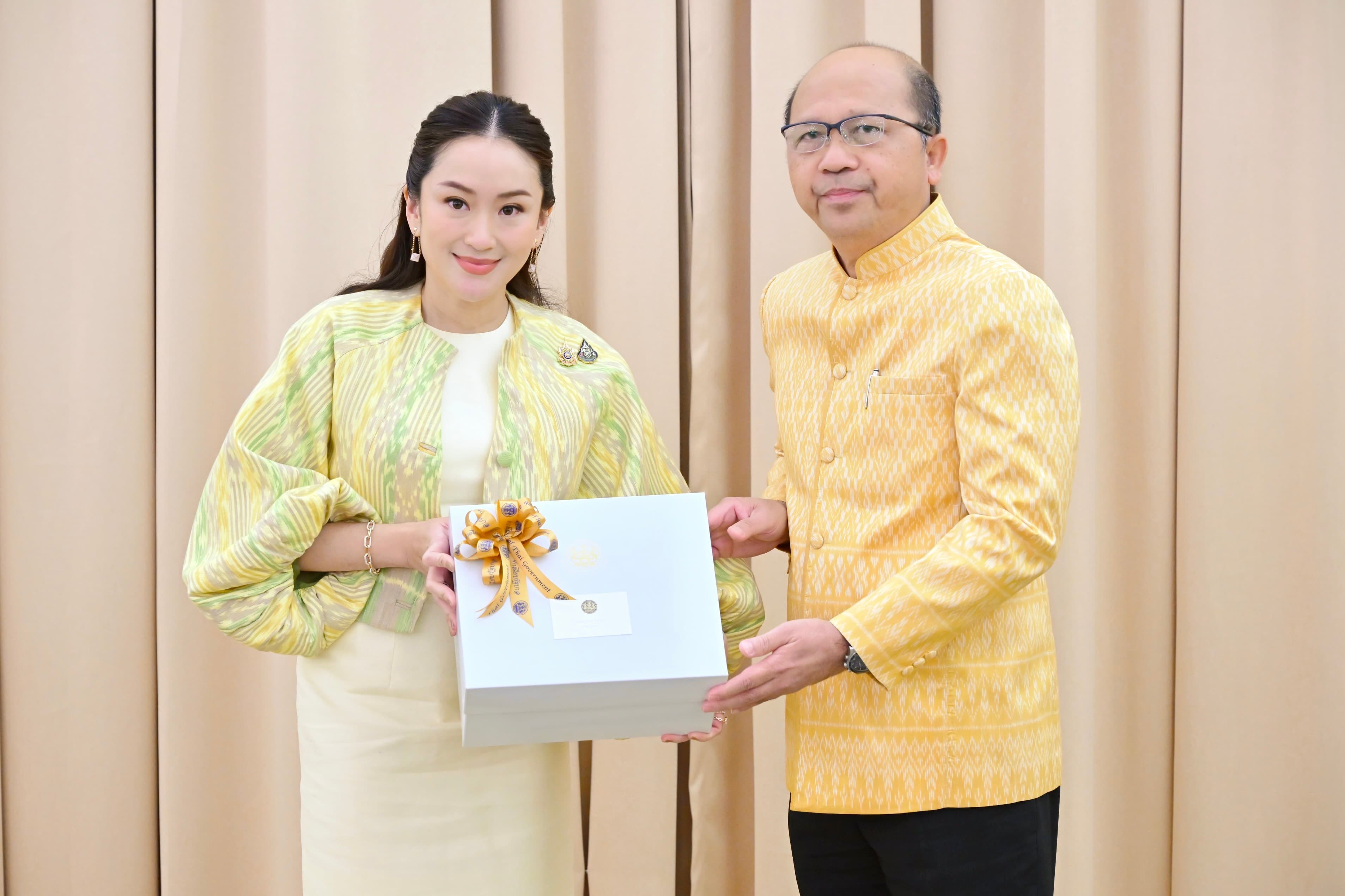 รูปภาพแกลเลอรี