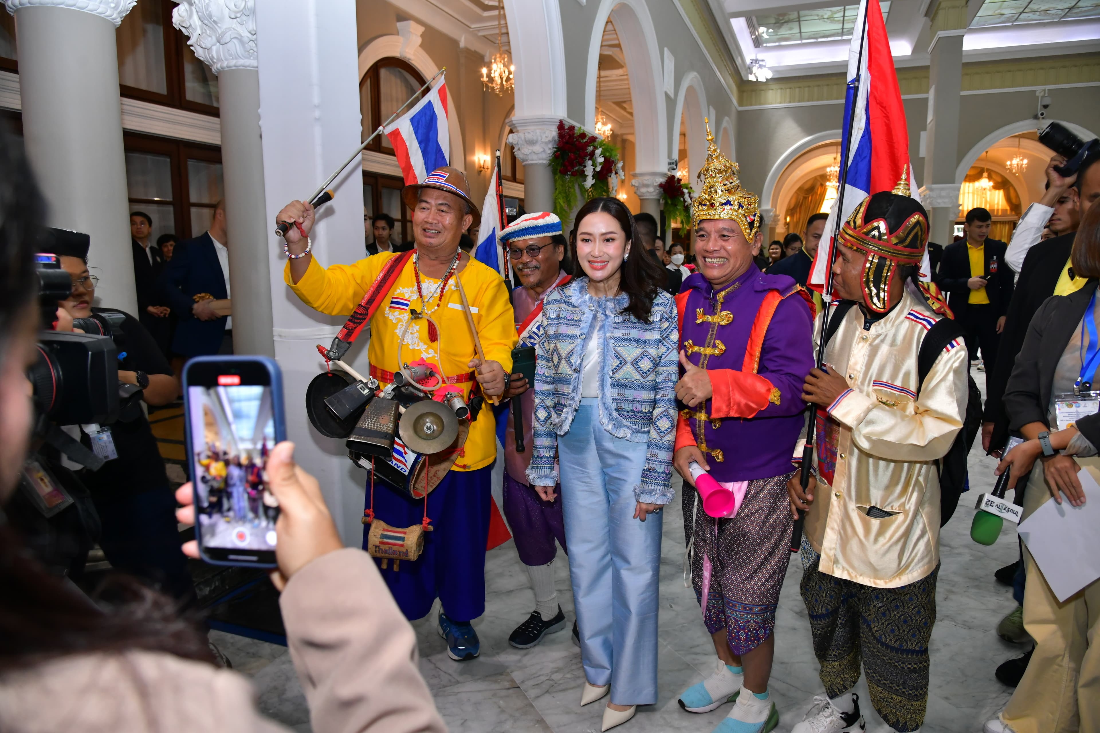 รูปภาพแกลเลอรี