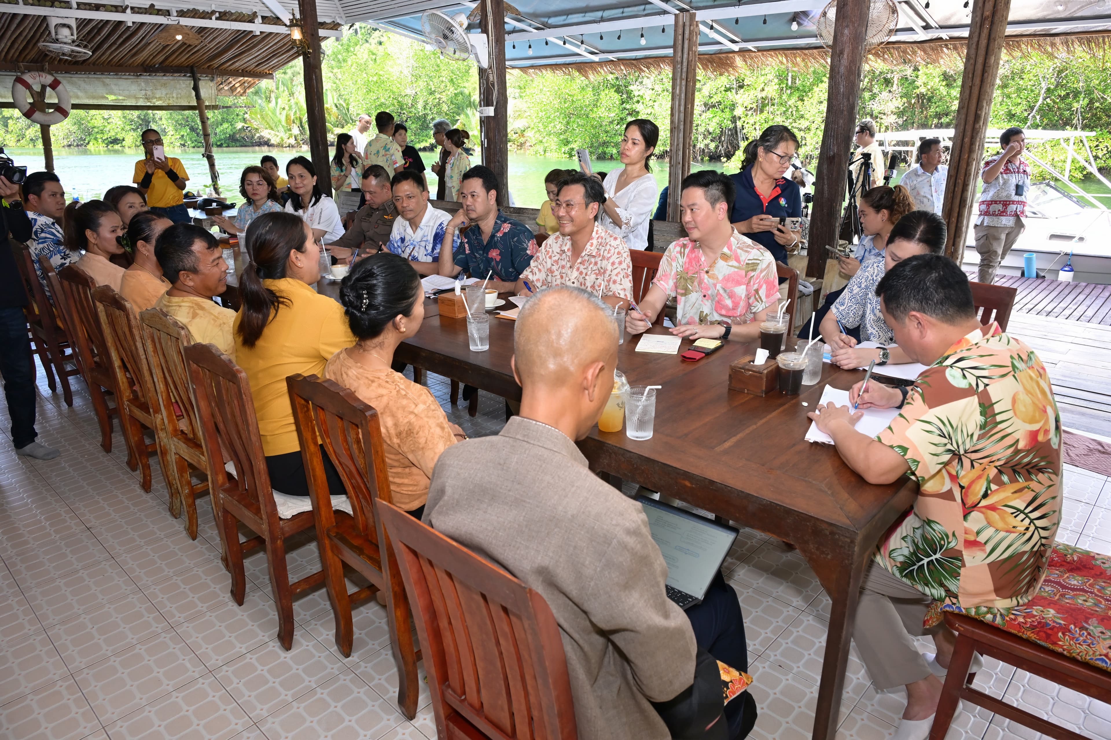 รูปภาพแกลเลอรี