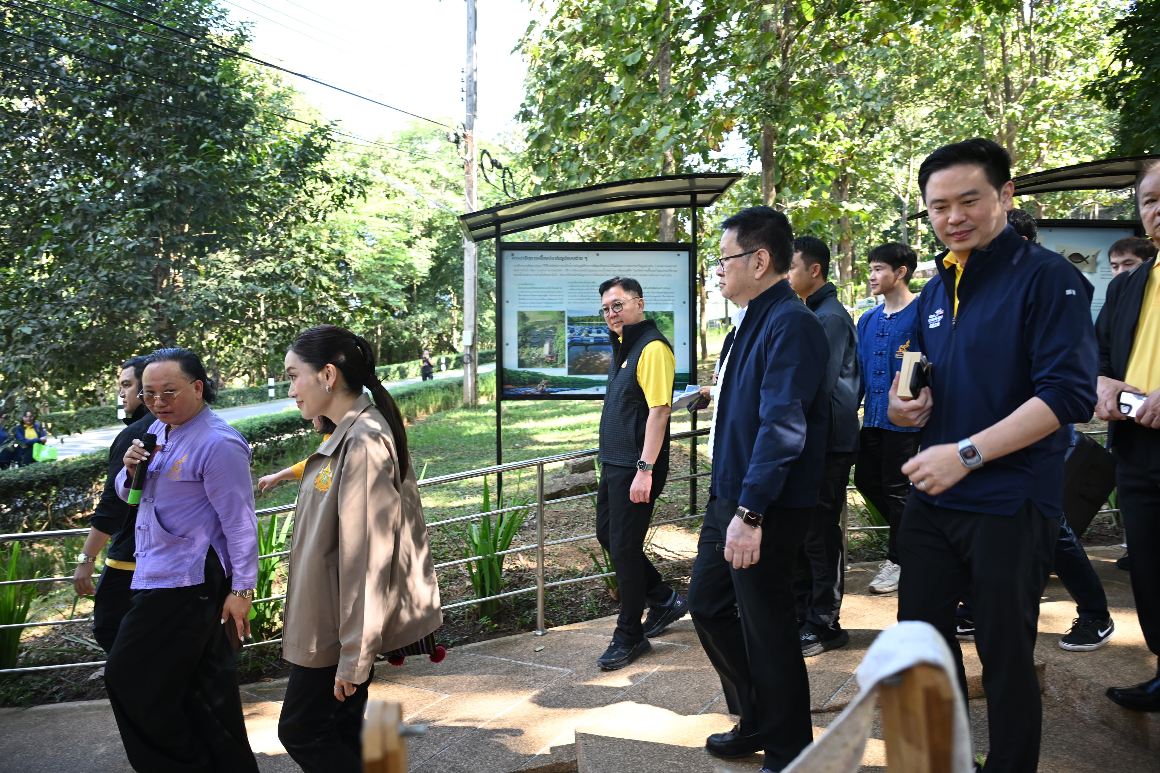 รูปภาพแกลเลอรี
