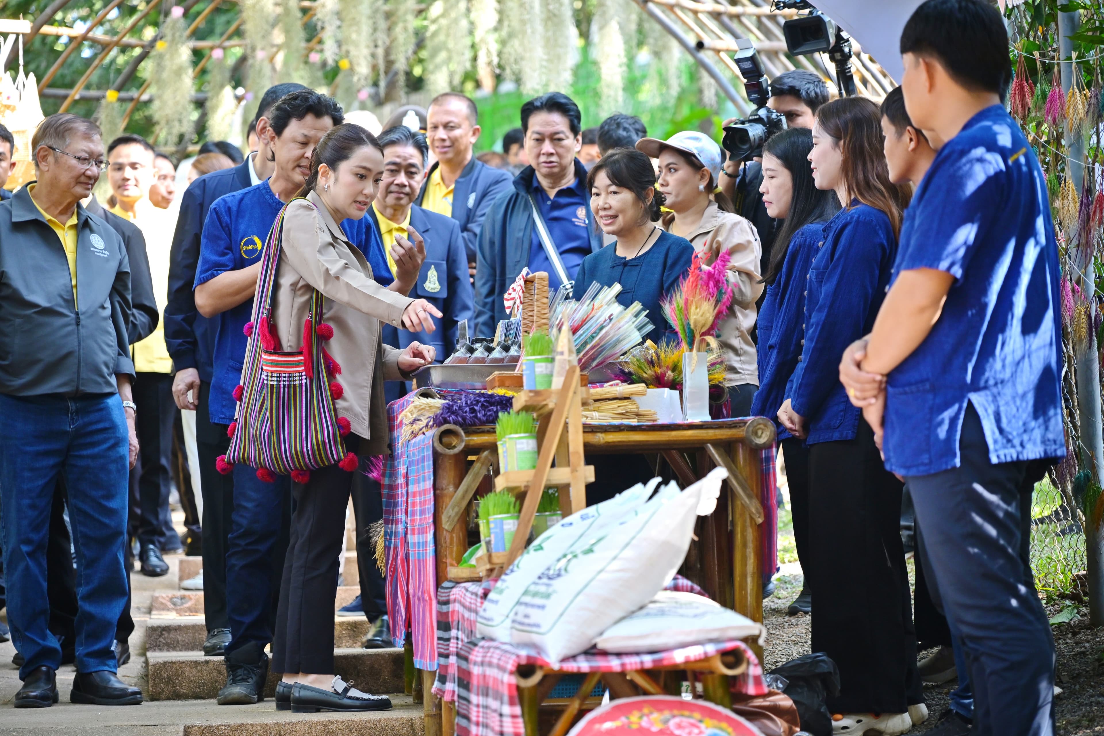 รูปภาพแกลเลอรี