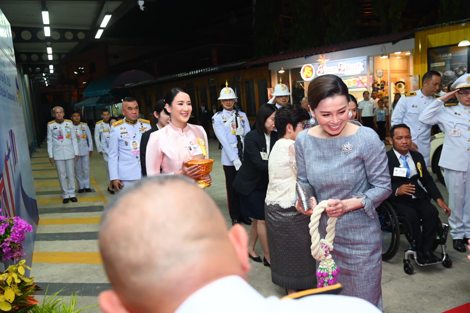 รูปภาพแกลเลอรี