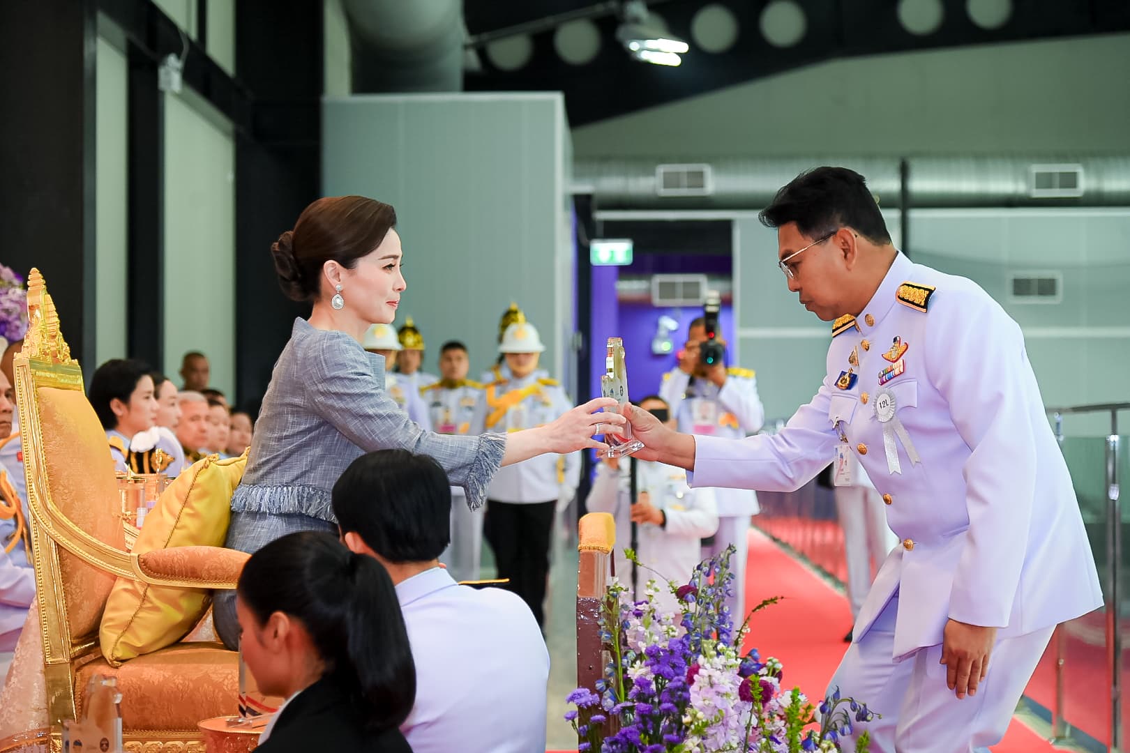 รูปภาพแกลเลอรี