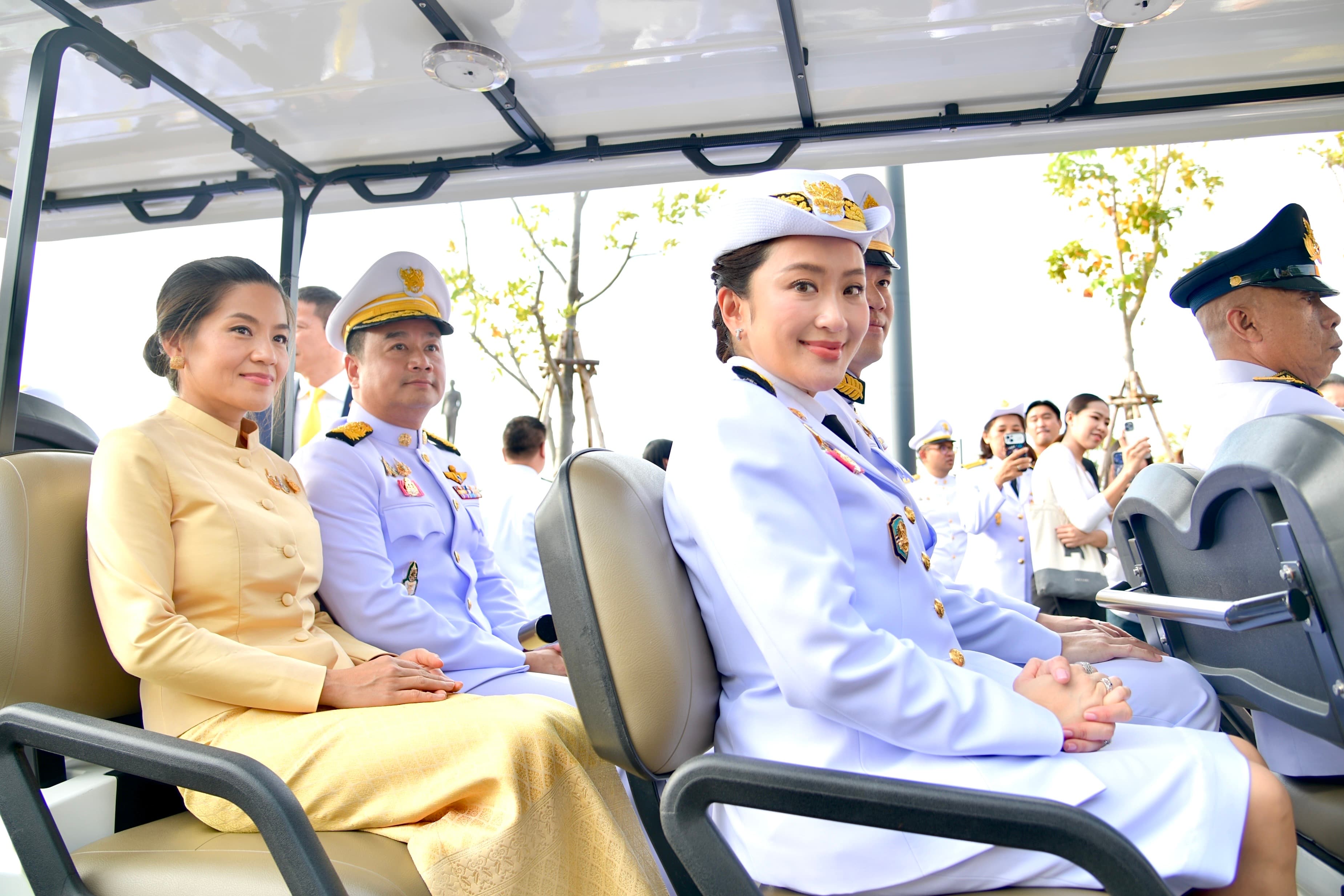 รูปภาพแกลเลอรี