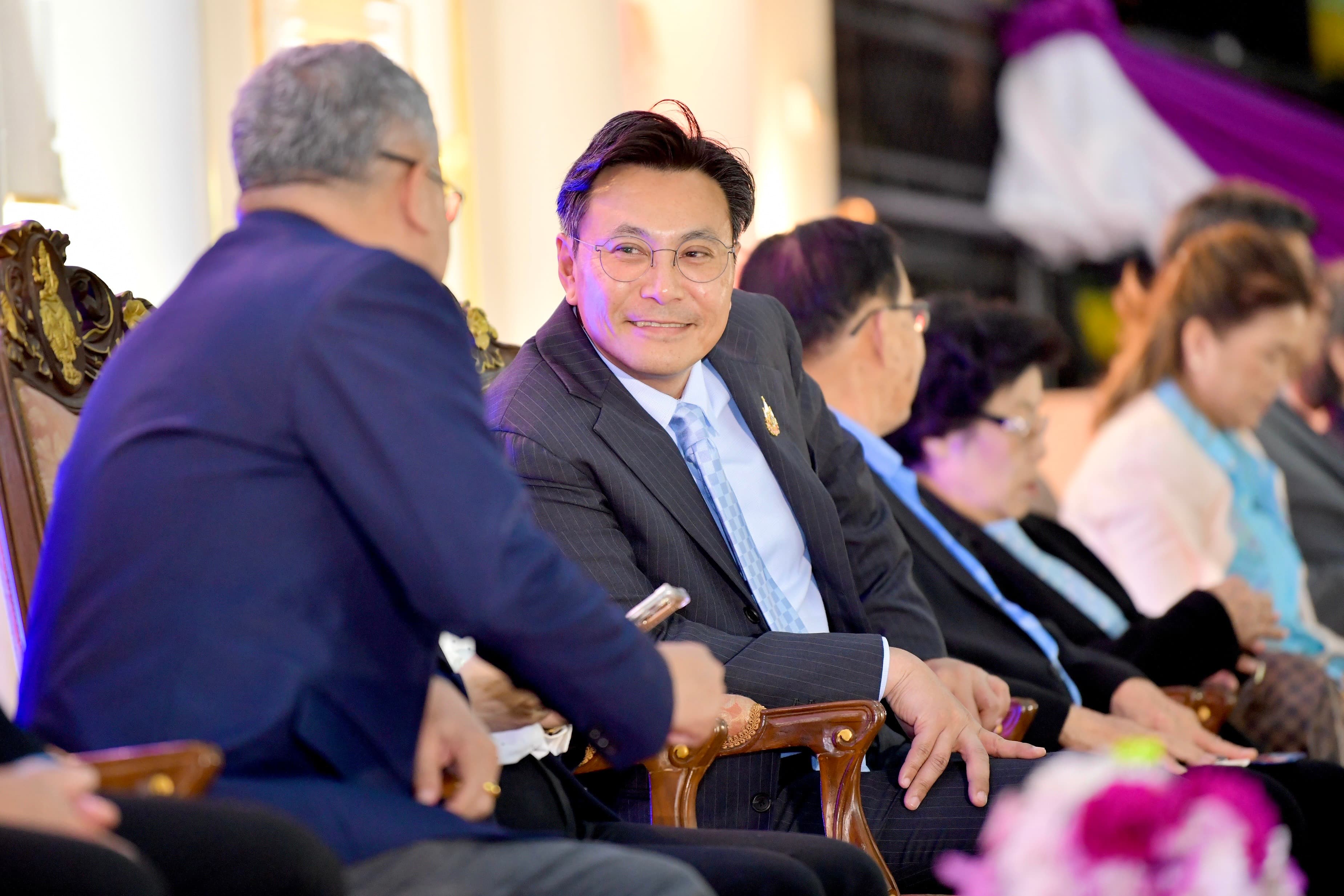 รูปภาพแกลเลอรี