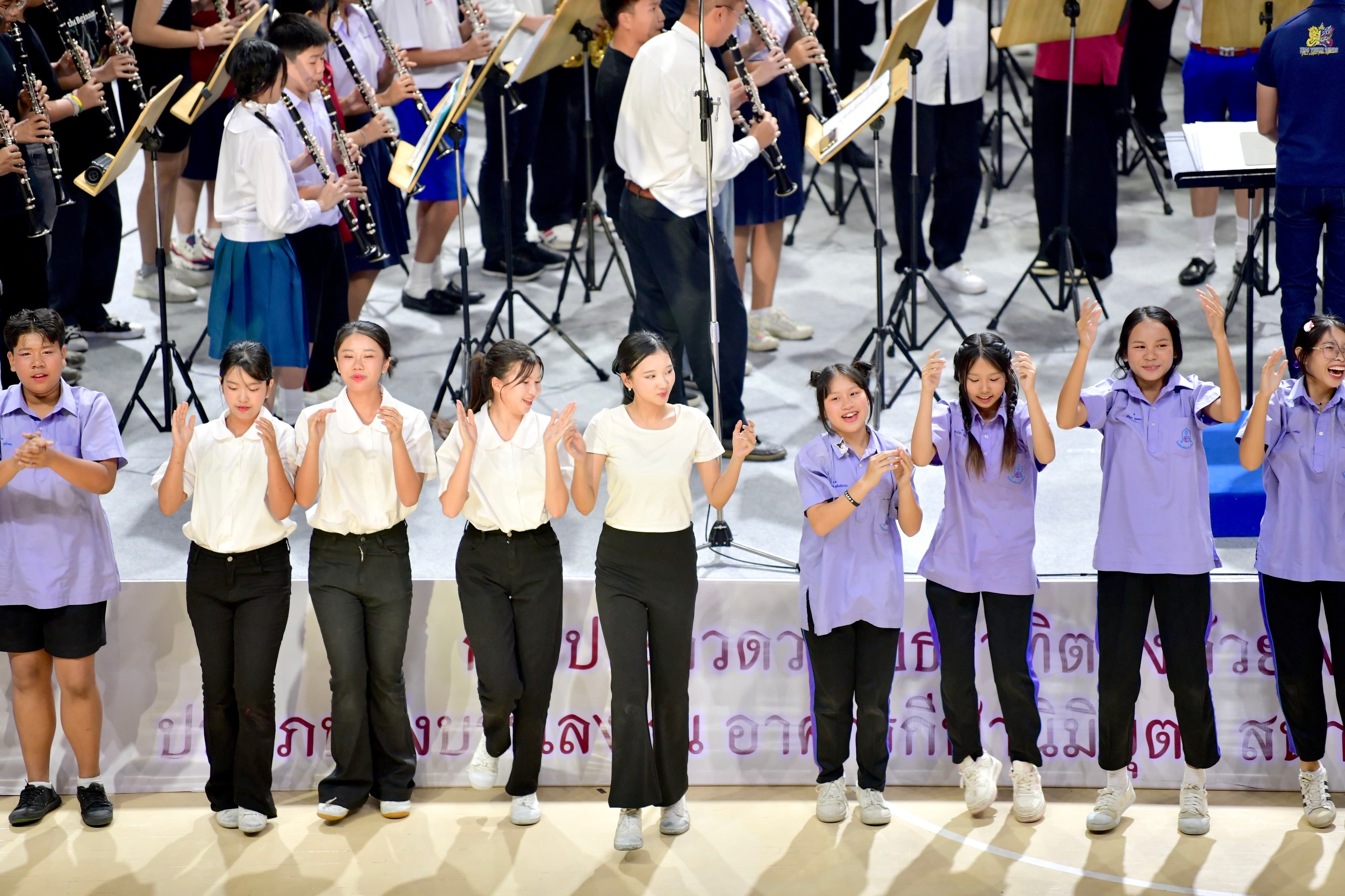 รูปภาพแกลเลอรี