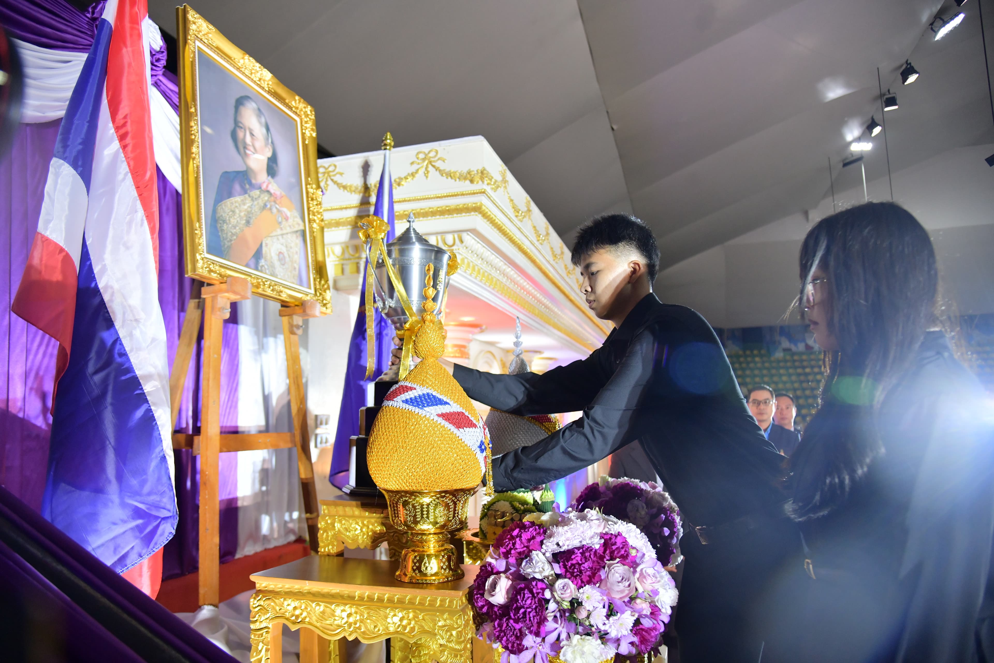 รูปภาพแกลเลอรี