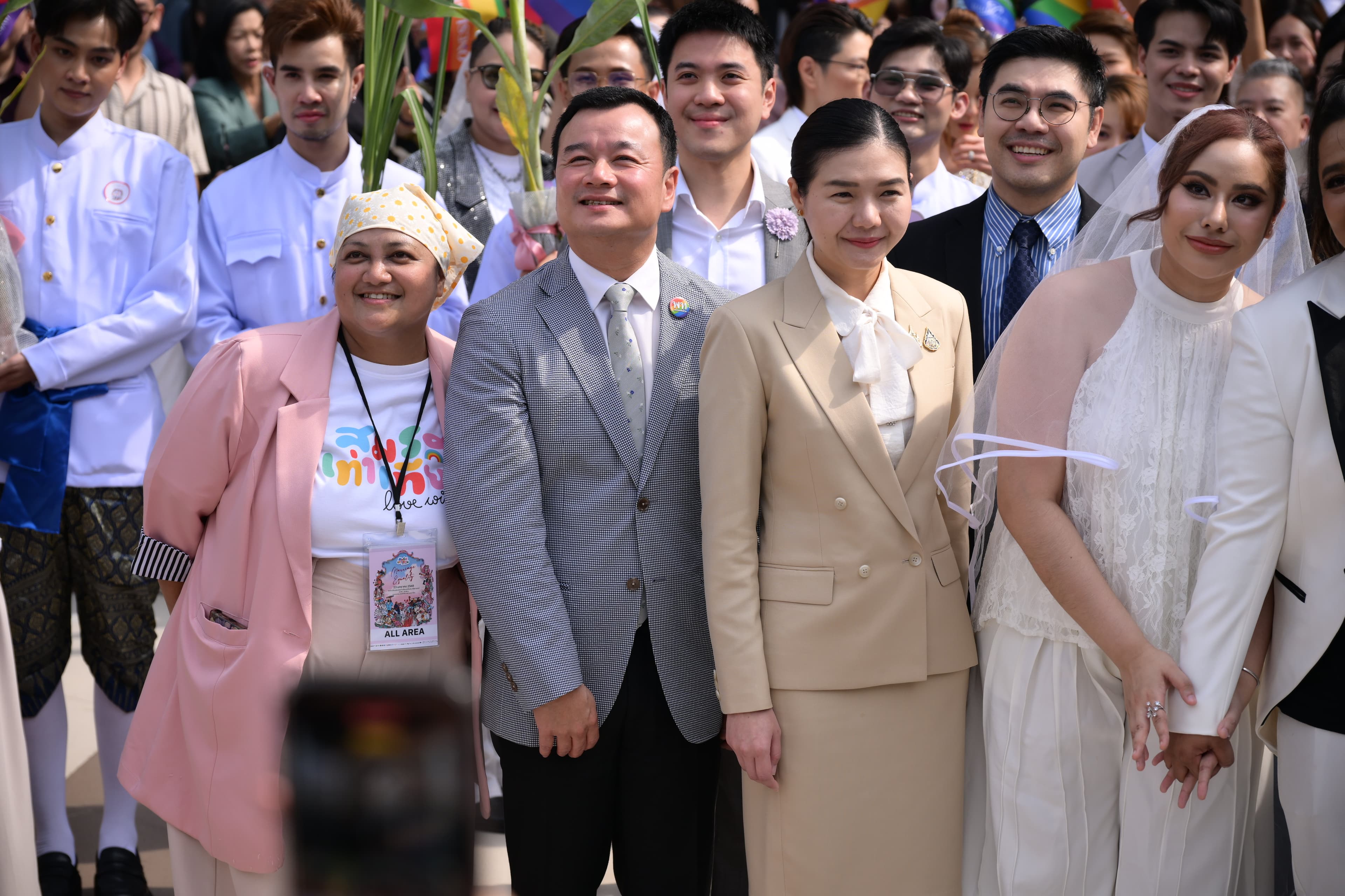 รูปภาพแกลเลอรี