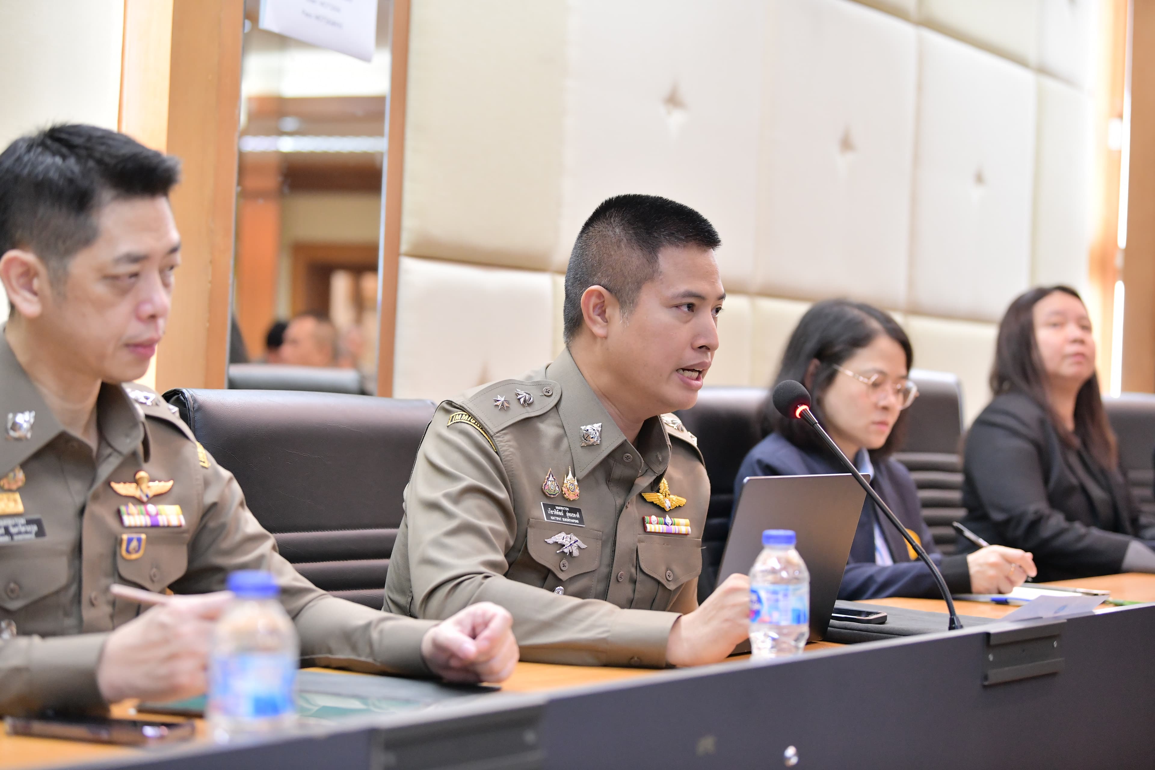 รูปภาพแกลเลอรี