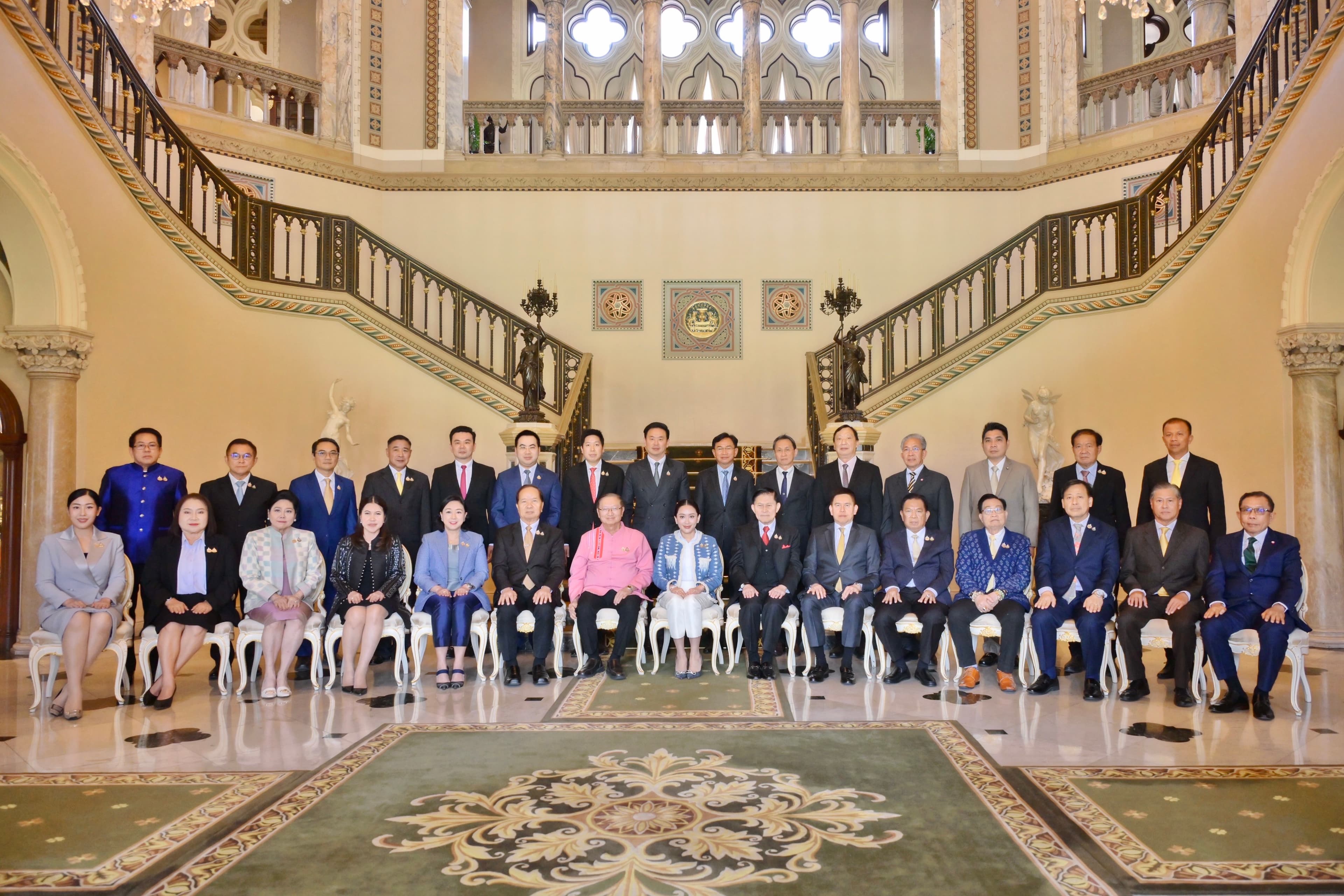 รูปภาพแกลเลอรี