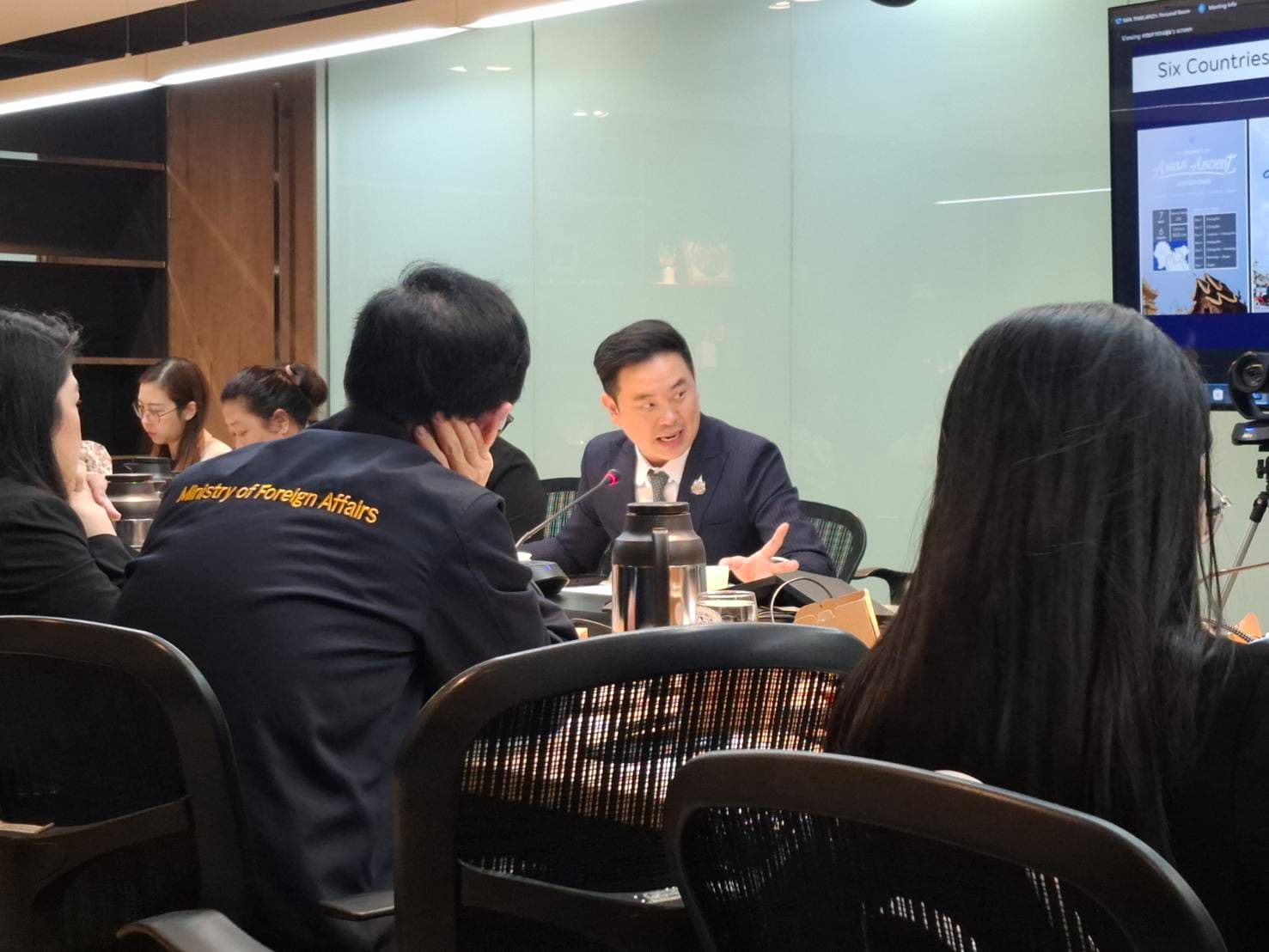 ผู้ช่วยรัฐมนตรีฯ ประชุมประมวลท่าทีและแนวทางการผลักดันการเจรจาความร่วมมือภายใต้แนวคิด Six Countries, One Destination