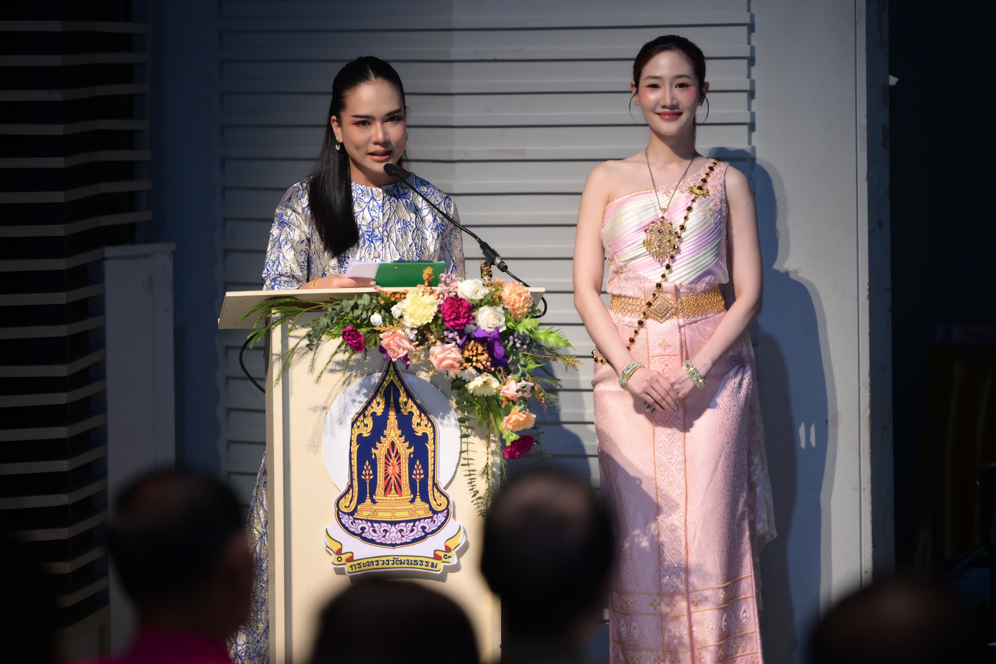 รูปภาพแกลเลอรี