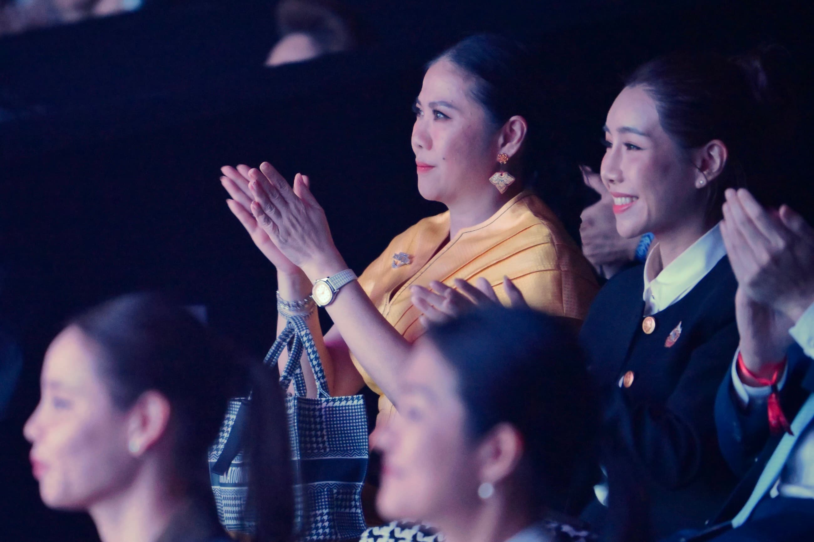 รูปภาพแกลเลอรี