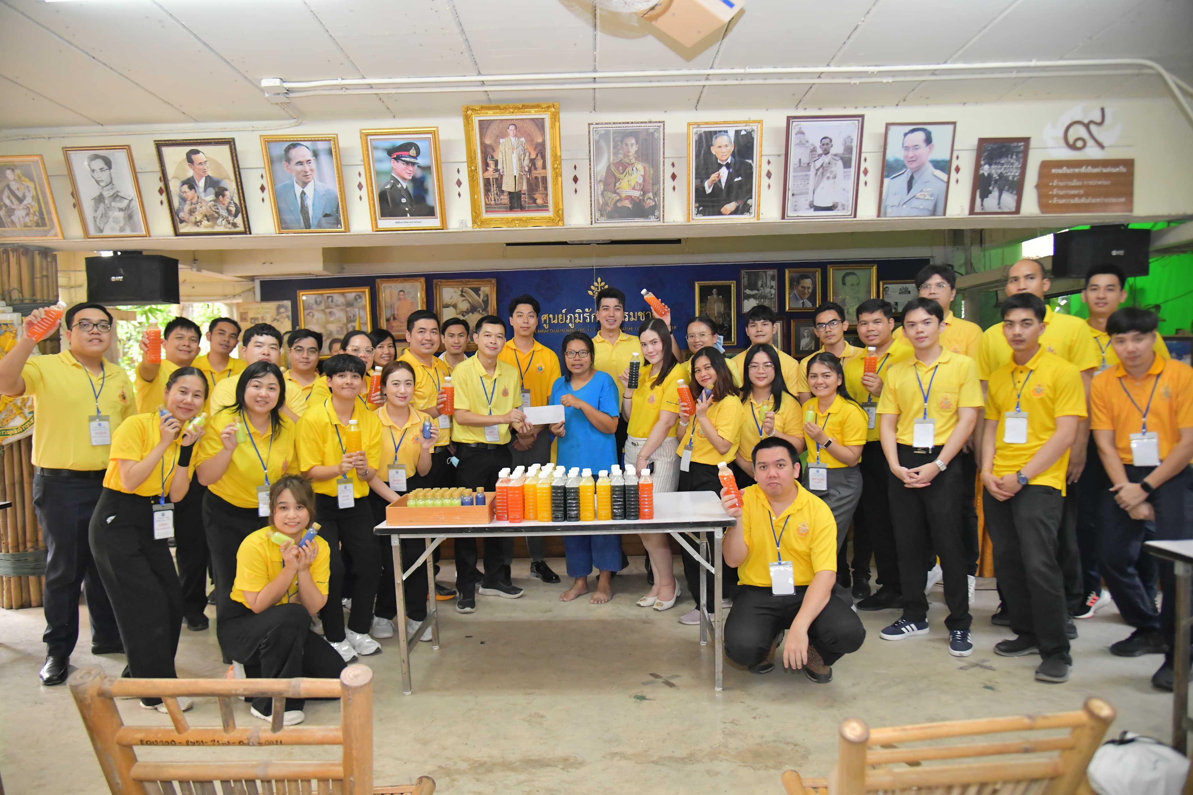 รูปภาพแกลเลอรี