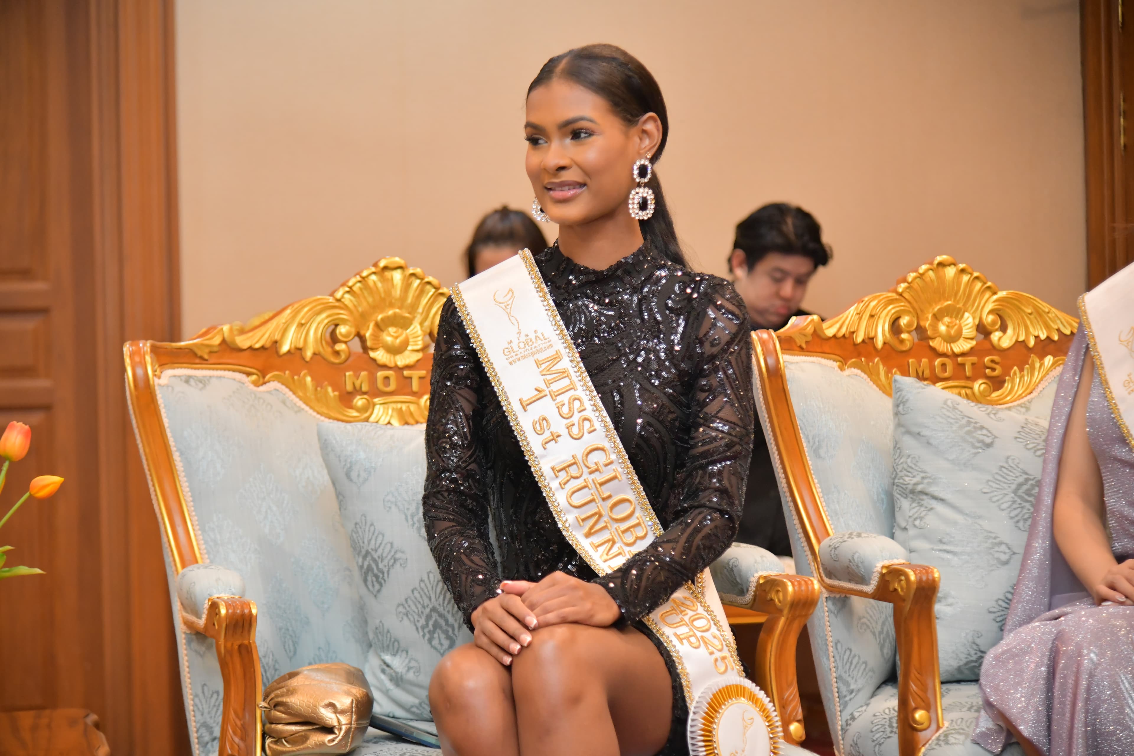 รูปภาพแกลเลอรี