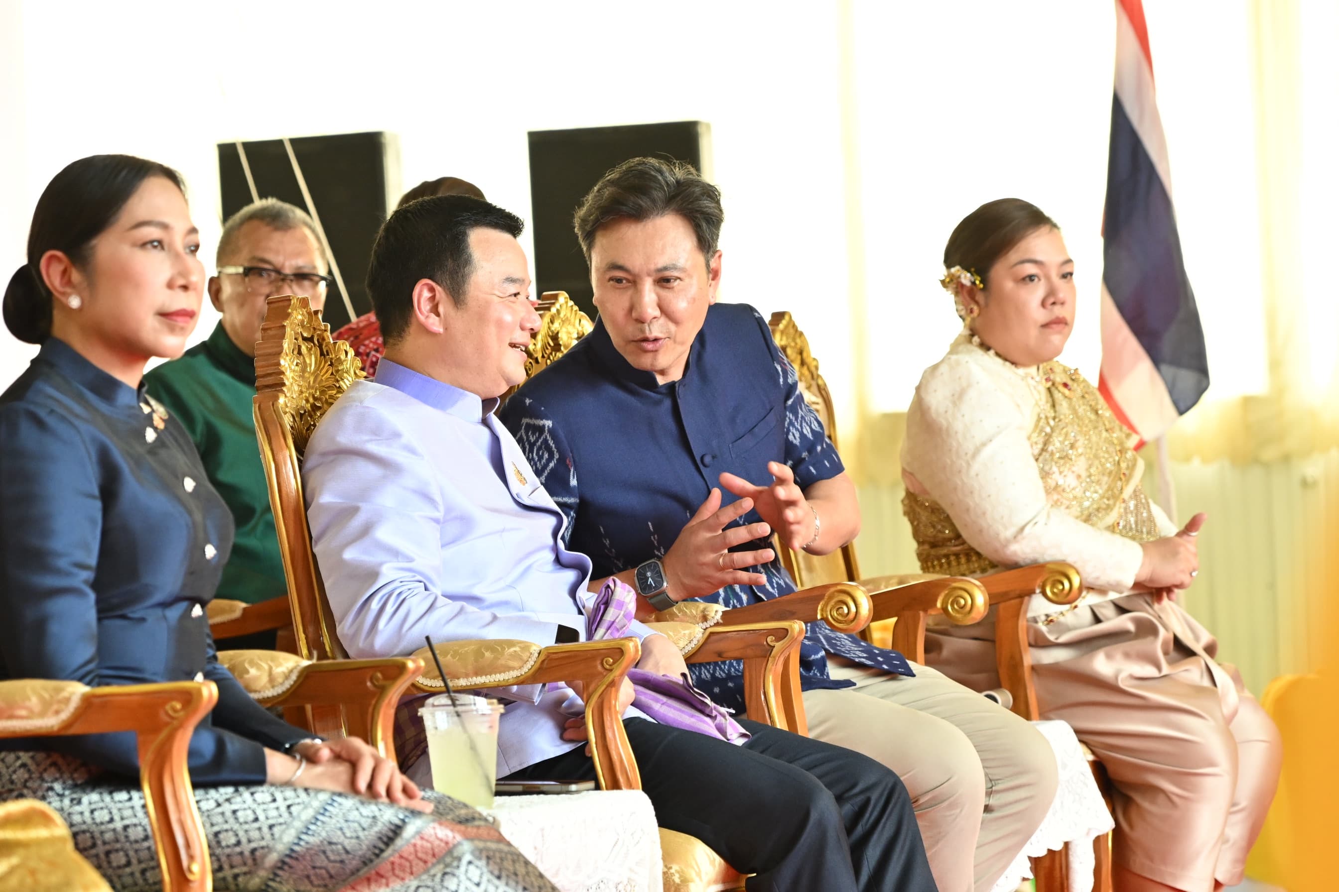 รูปภาพแกลเลอรี