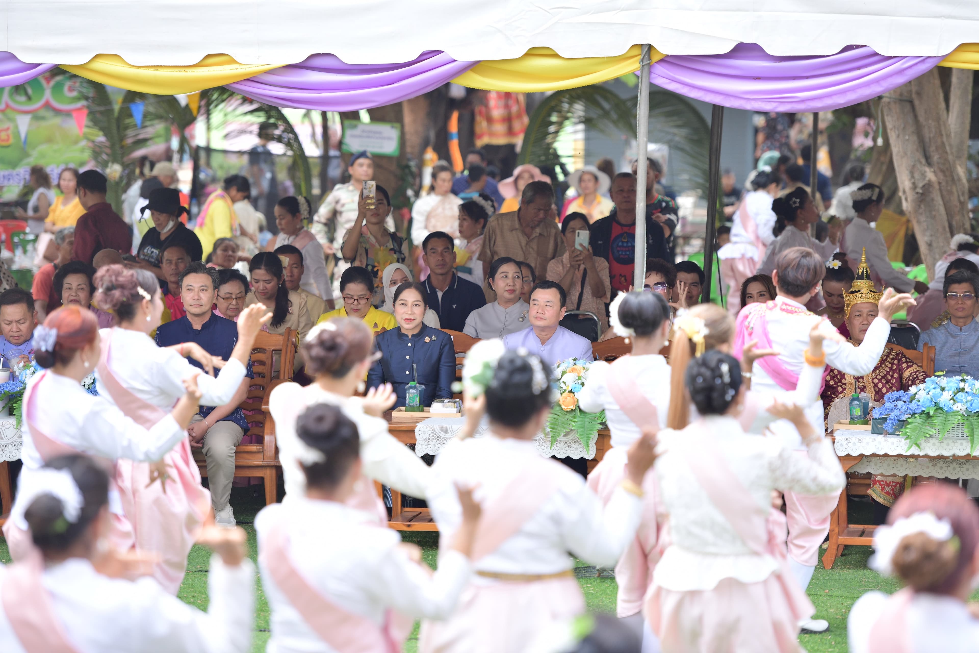 รูปภาพแกลเลอรี