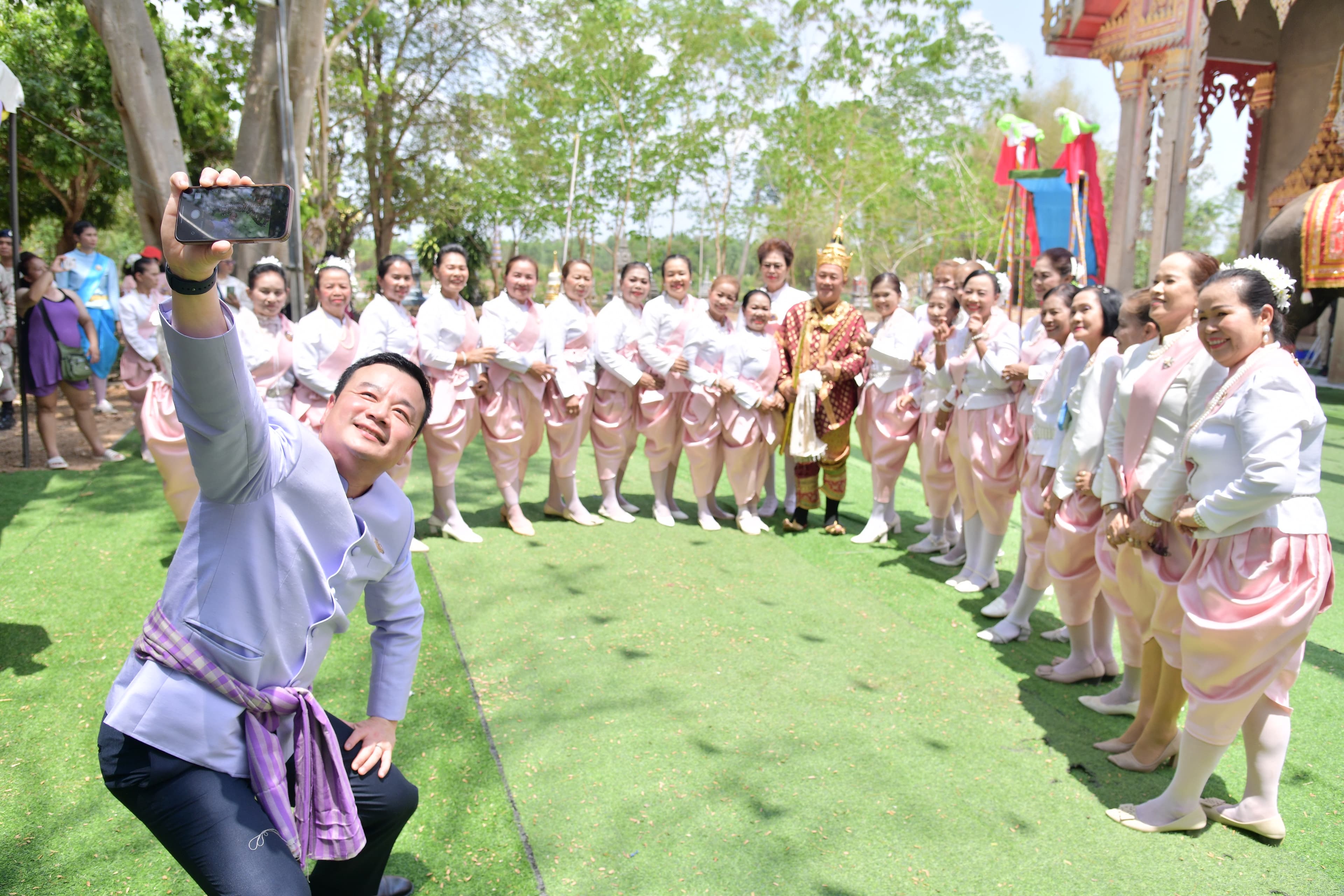 รูปภาพแกลเลอรี