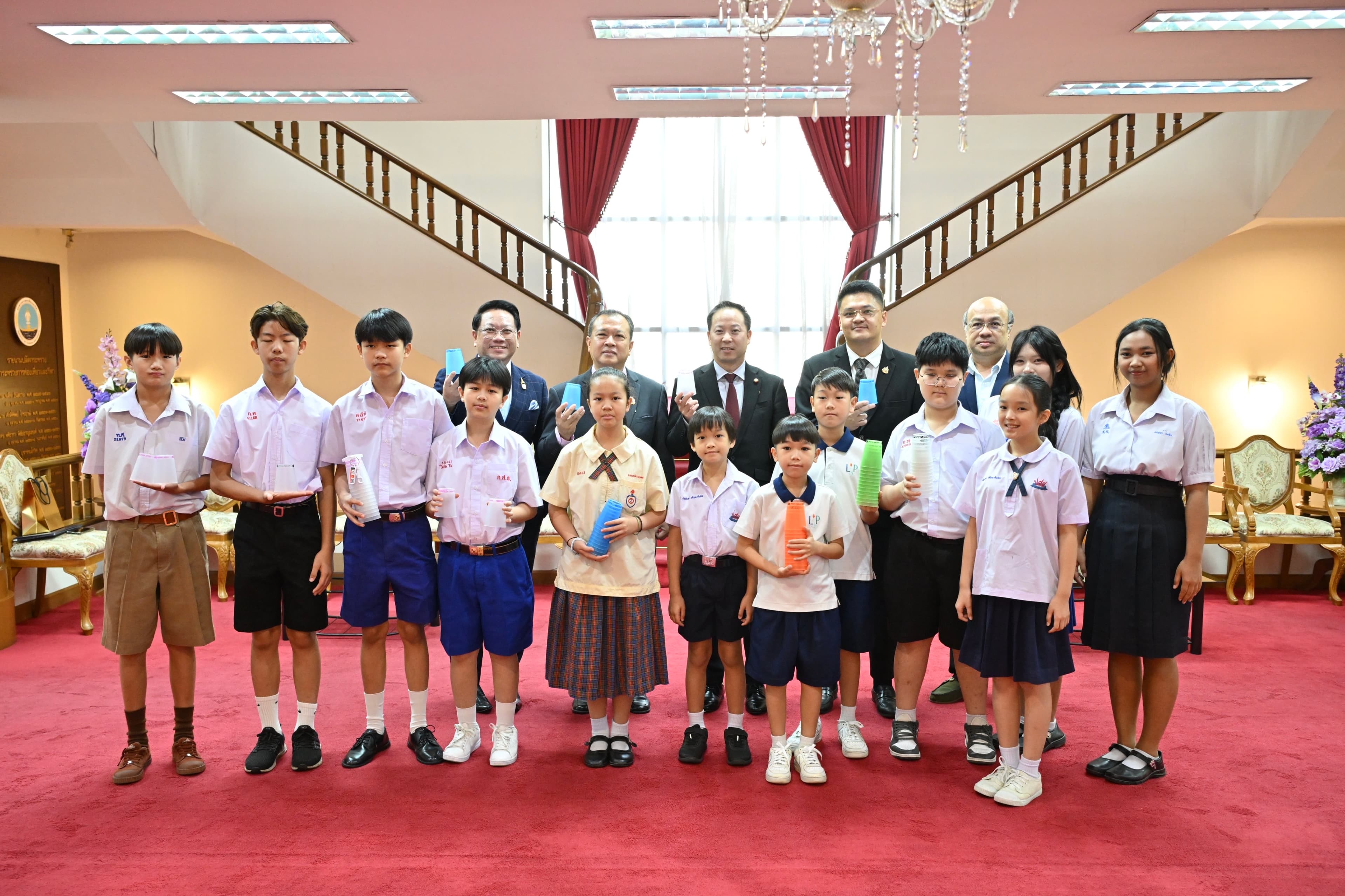 รูปภาพแกลเลอรี