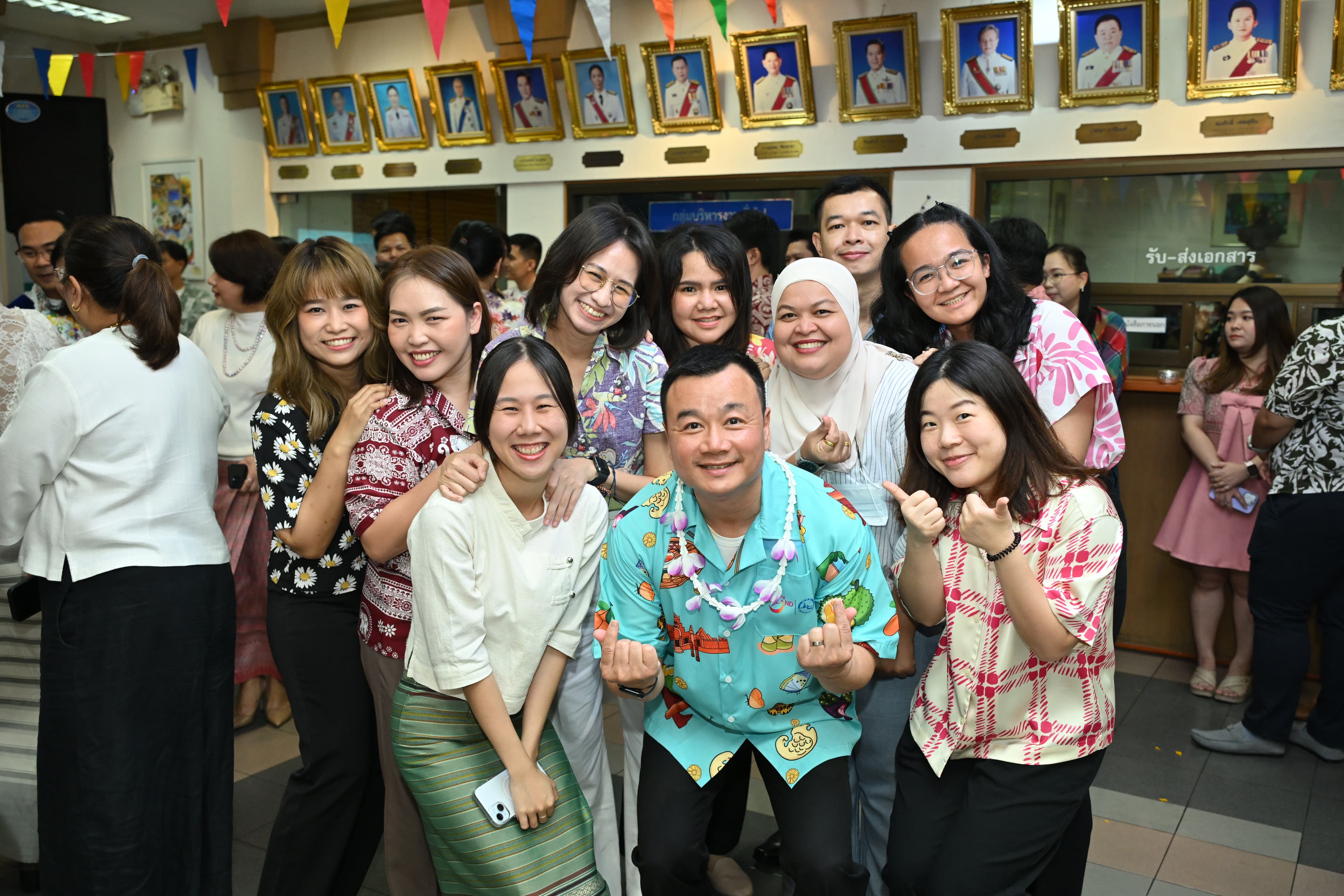 รูปภาพแกลเลอรี