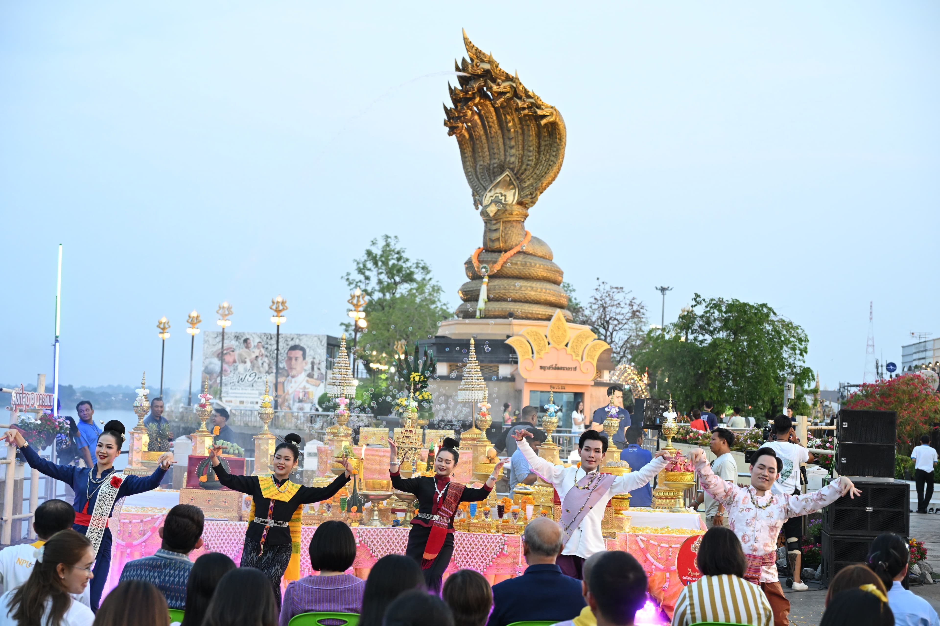 รูปภาพแกลเลอรี