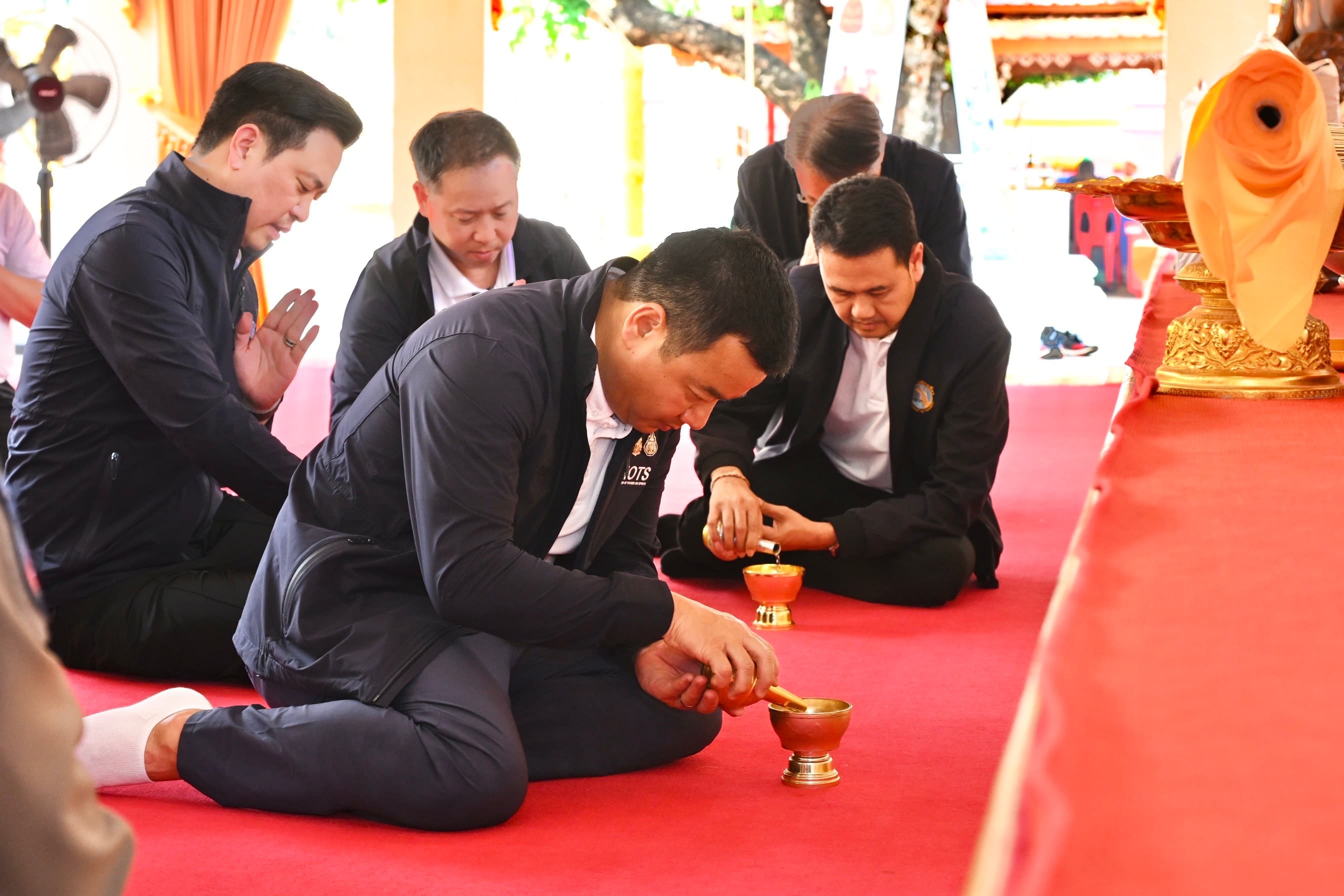 รูปภาพแกลเลอรี