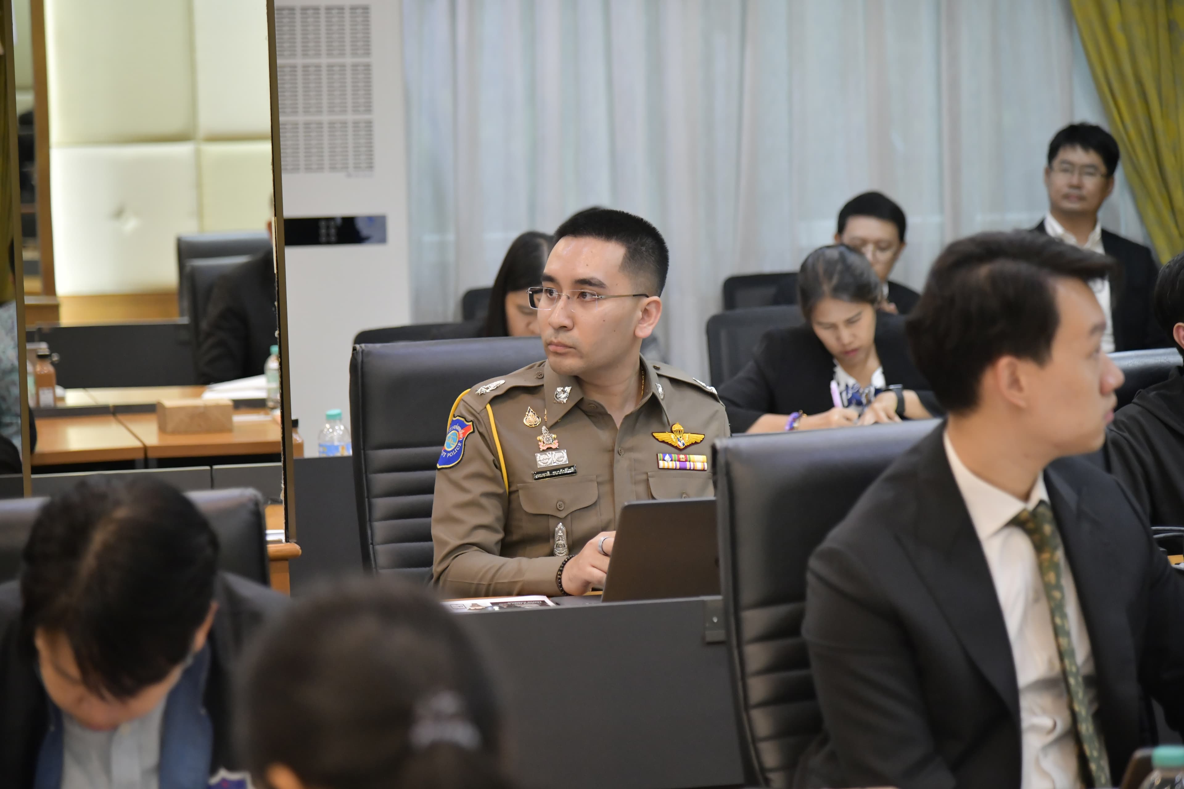 รูปภาพแกลเลอรี