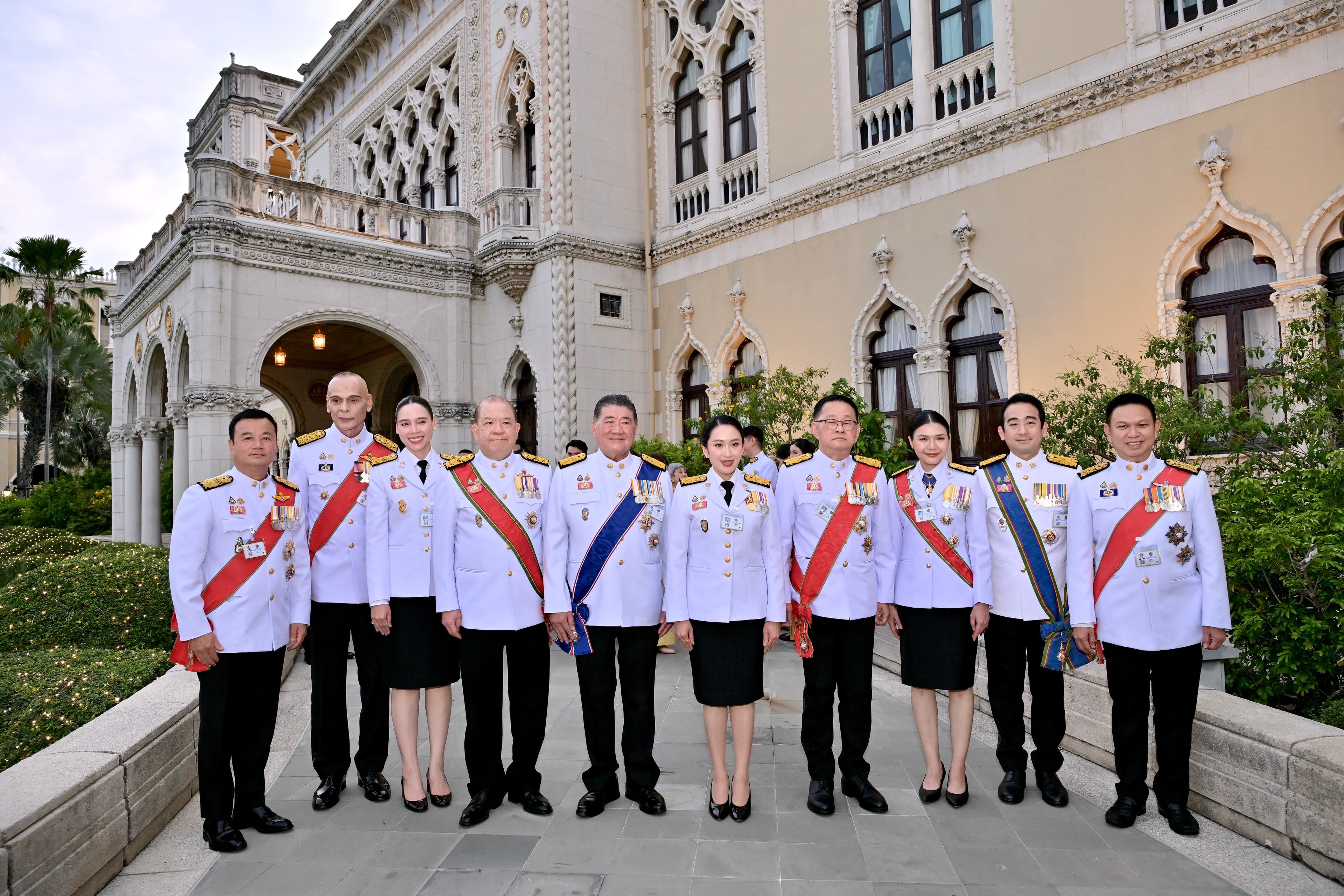 รูปภาพแกลเลอรี