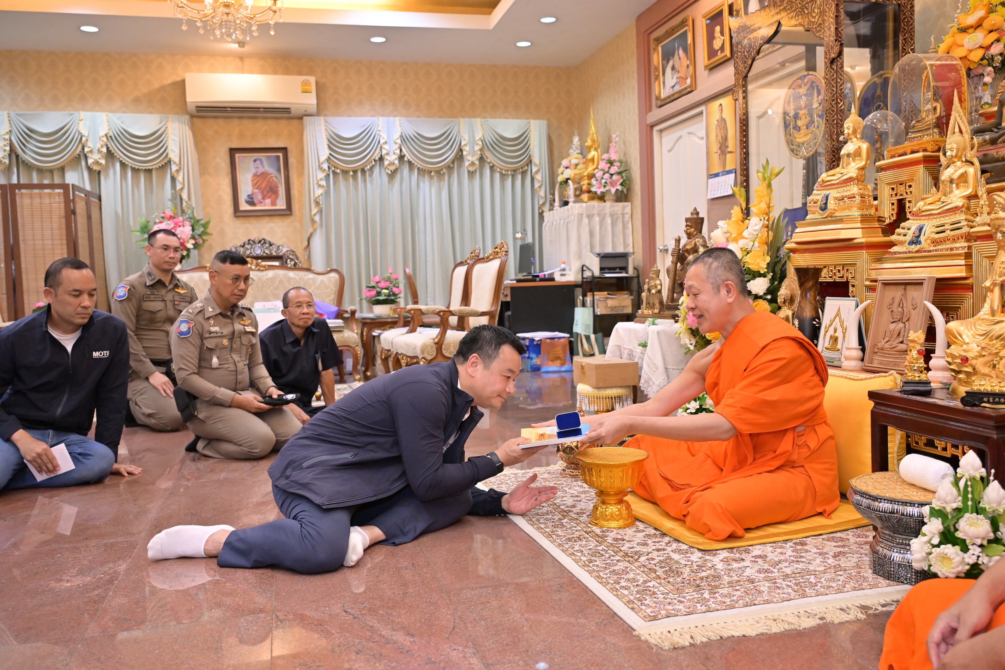 รูปภาพแกลเลอรี