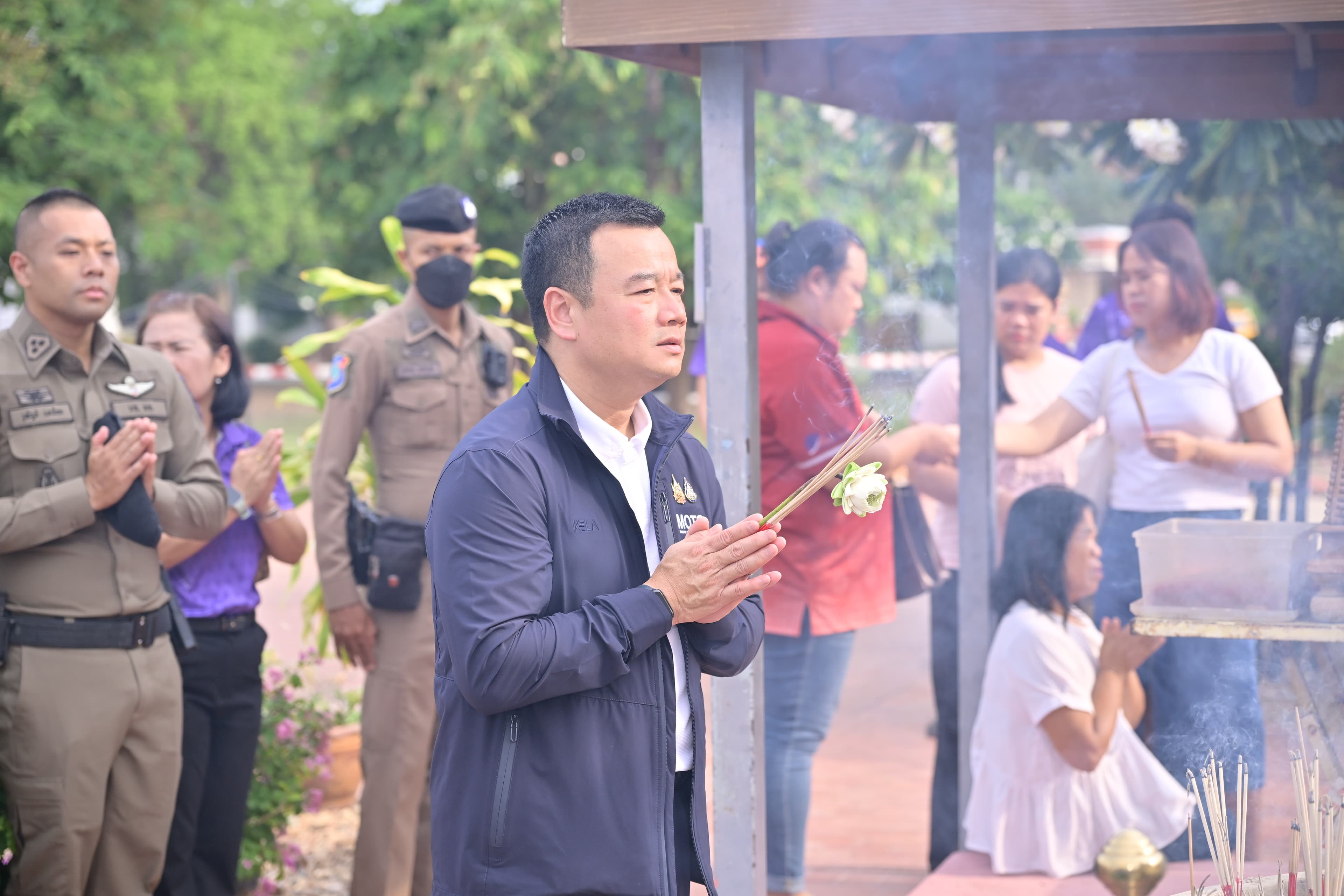รูปภาพแกลเลอรี