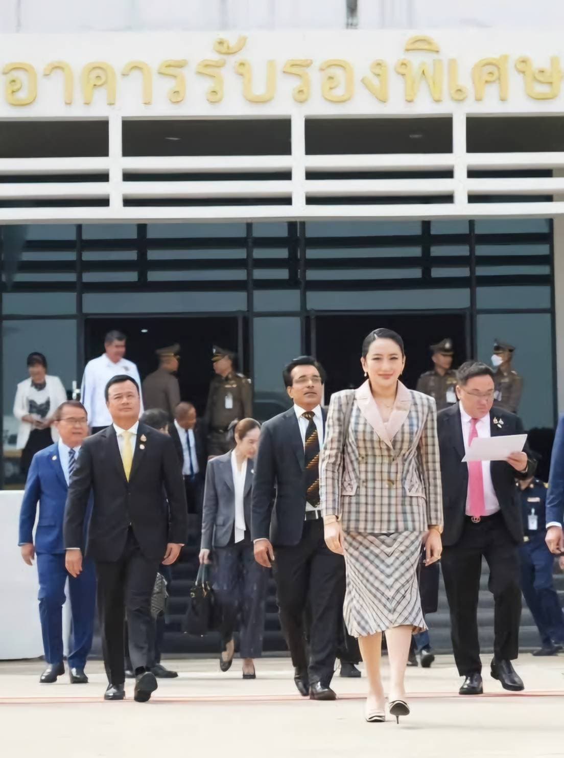 รูปภาพแกลเลอรี