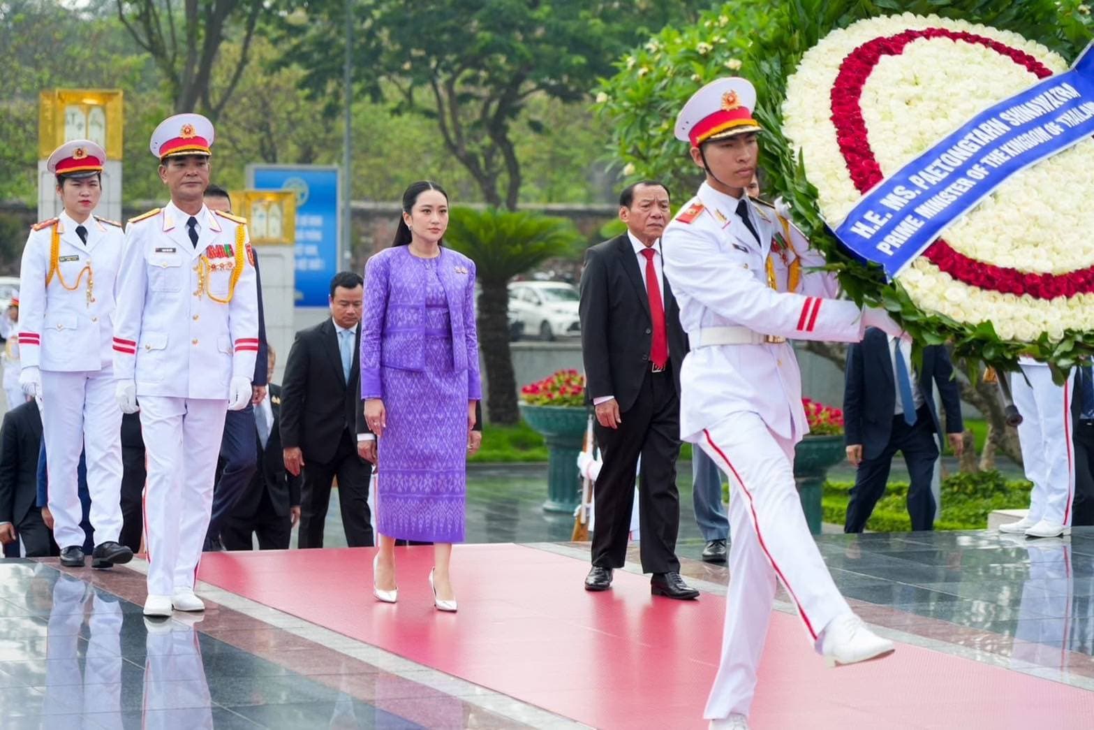 รูปภาพแกลเลอรี